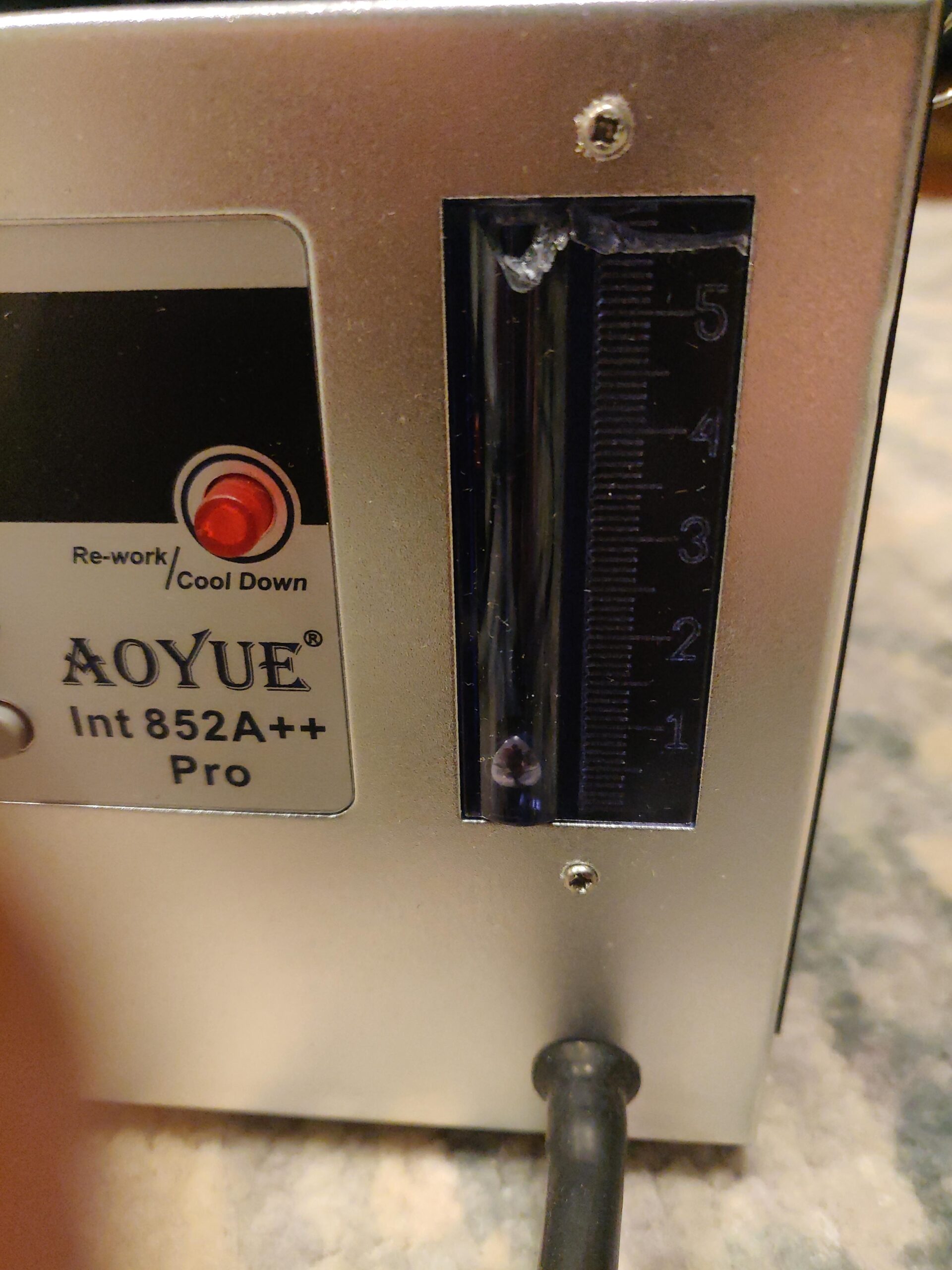 Aoyue 852A ++ Pro SMD Digital Hot Air Rework Station with Vacuum Pickup Tool customer photo 2