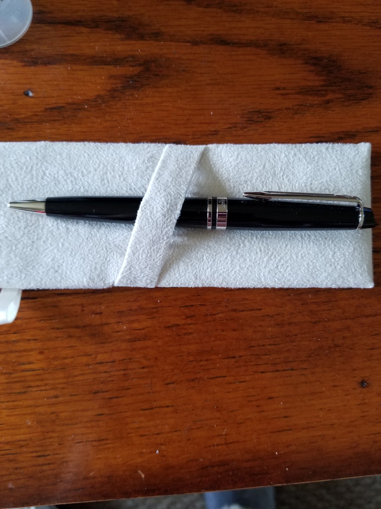 Waterman Expert Ballpoint Pen, Black with Golden Trim, Medium Tip, Blue Ink, Gift Box customer photo 1
