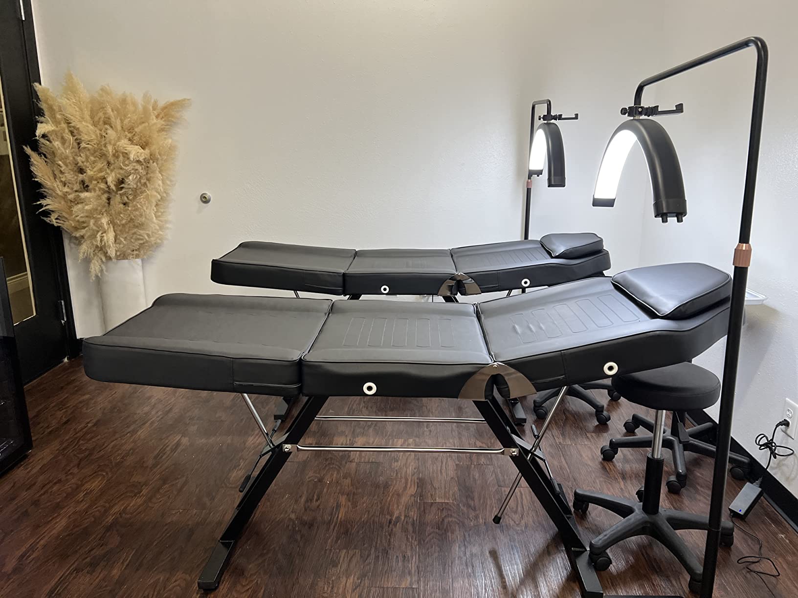 Best Choice Products 71in 3-Section Multipurpose Massage Bed, Spa and Salon Facial, Tattoo Chair w/Hydraulic Stool, Removable Headrest, Facial Cradle, Towel Hanger - Black customer photo 2