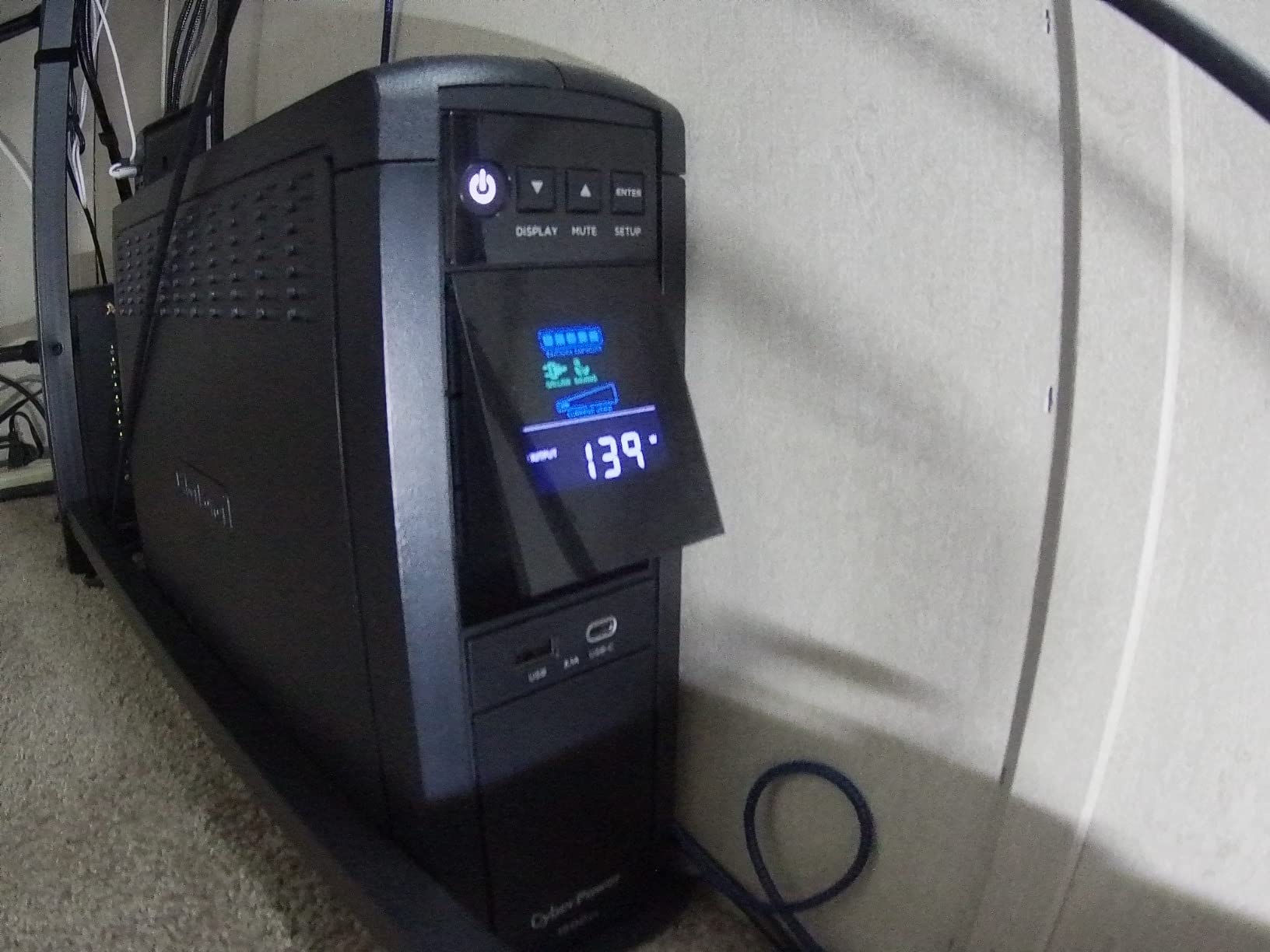 CyberPower CP850PFCLCD PFC Sinewave UPS Battery Backup and Surge Protector, 850VA/510W, 10 Outlets, AVR, Mini-Tower, UL Certified customer photo 2