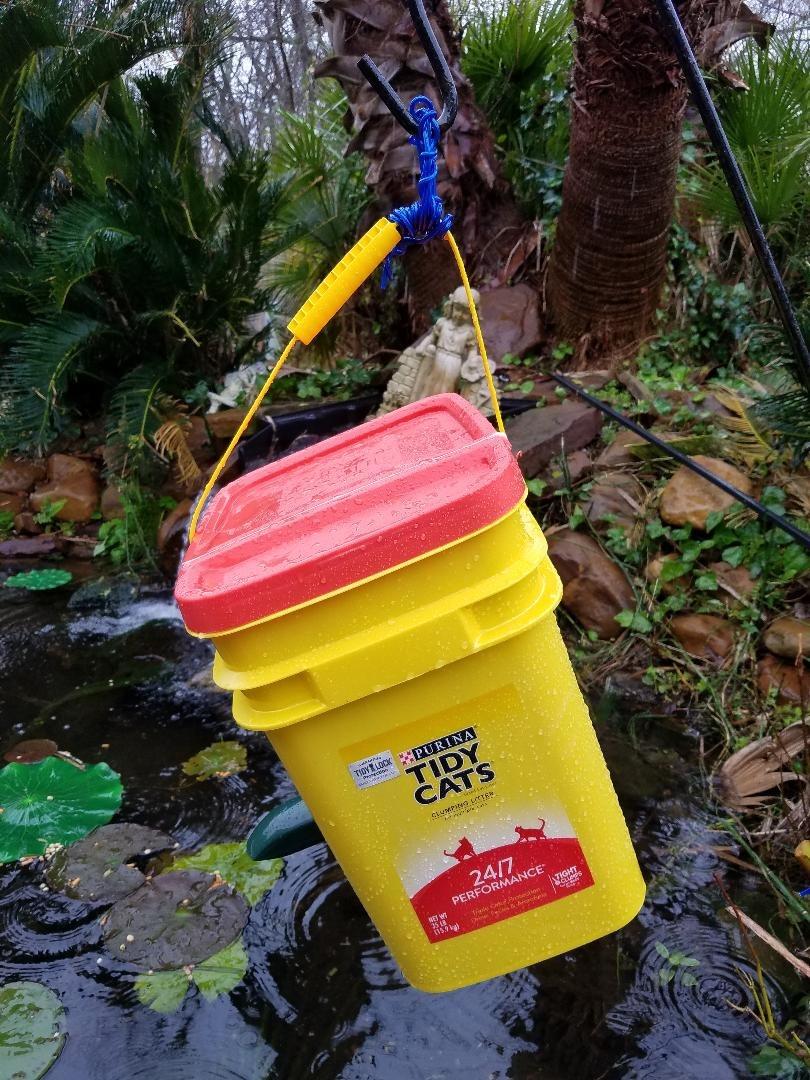 Fish Mate P7000 Automatic Pond Fish Feeder, 7 Litre Capacity customer photo 1