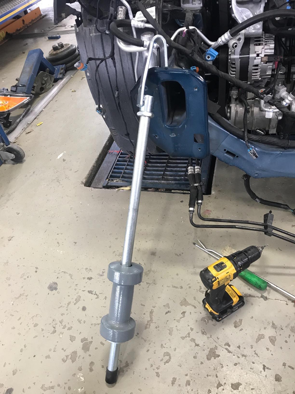 XtremepowerUS 13 LBS Dent Puller Slide Hammer Dent Removal Kit Auto Body Truck Repair Automotive Heavy Dent Remover Repair Frame Carrying Case customer photo 2