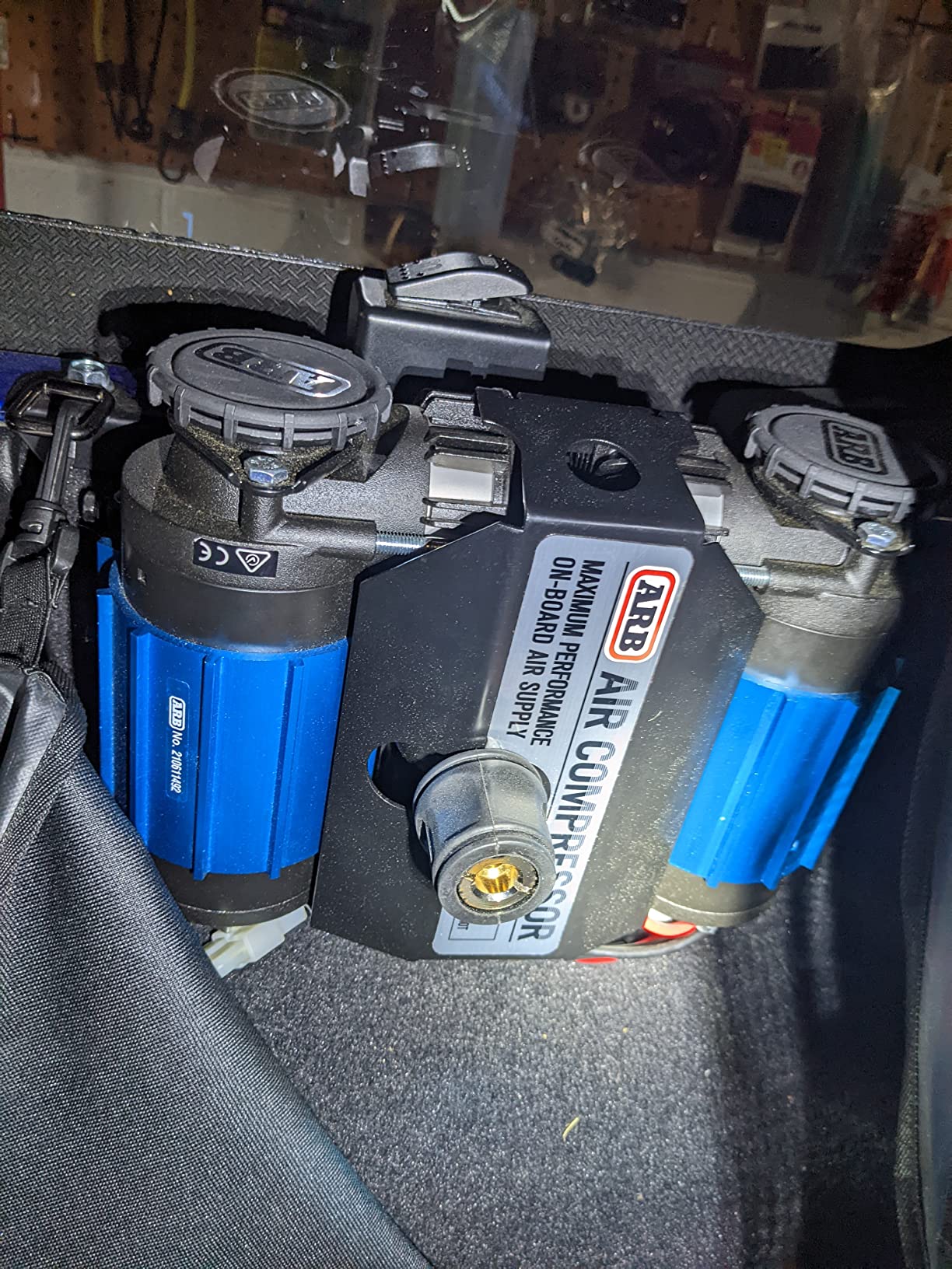 ARB CKMTA12 12V On-Board Twin High Performance Air Compressor for Air Lockers, Tire Inflator, Air Horn, and Air Tools customer photo 1