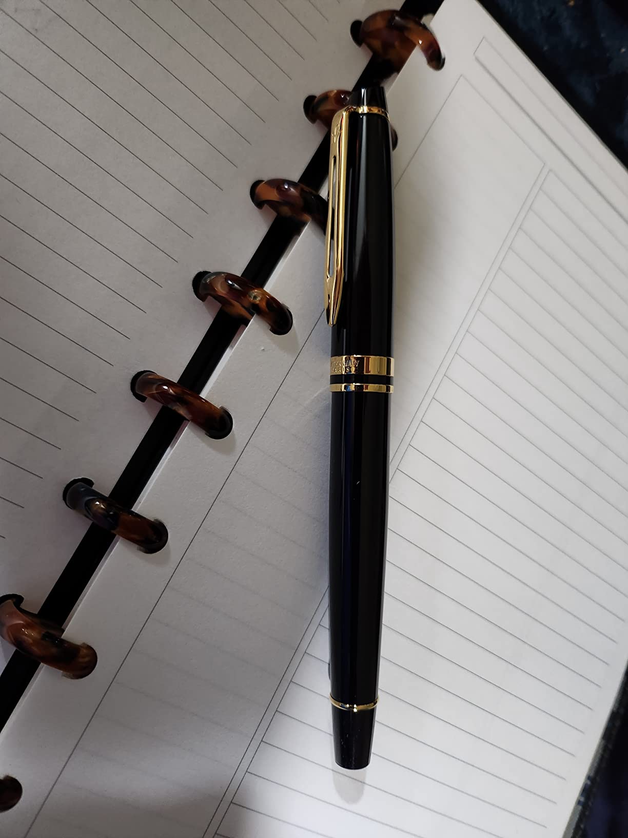 Waterman Expert Fountain Pen, Gloss Black with 23k Gold Trim, Fine Nib, Luxury Writing, Includes Gift Box customer photo 1