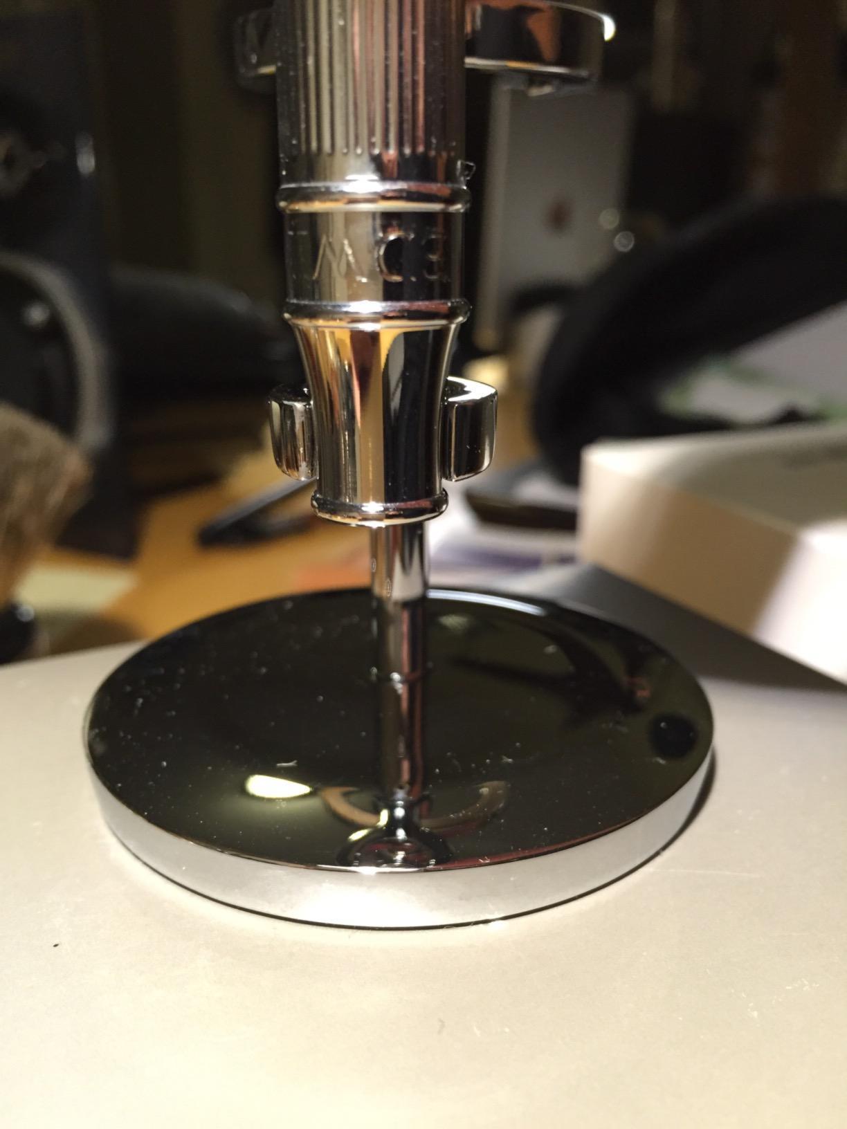 MÜHLE Chrome Stand for Traditional & Classic Series Safety Razors & Shaving Brushes | Shave Accessory | Modern Design customer photo 2