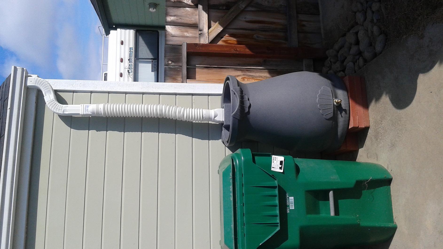Good Ideas Rain Wizard Plastic Resin Urn, 65 Gallon Rain Barrel with Self-Draining Planter Top and Meshed Screen to Block Debris, Sandstone customer photo 1