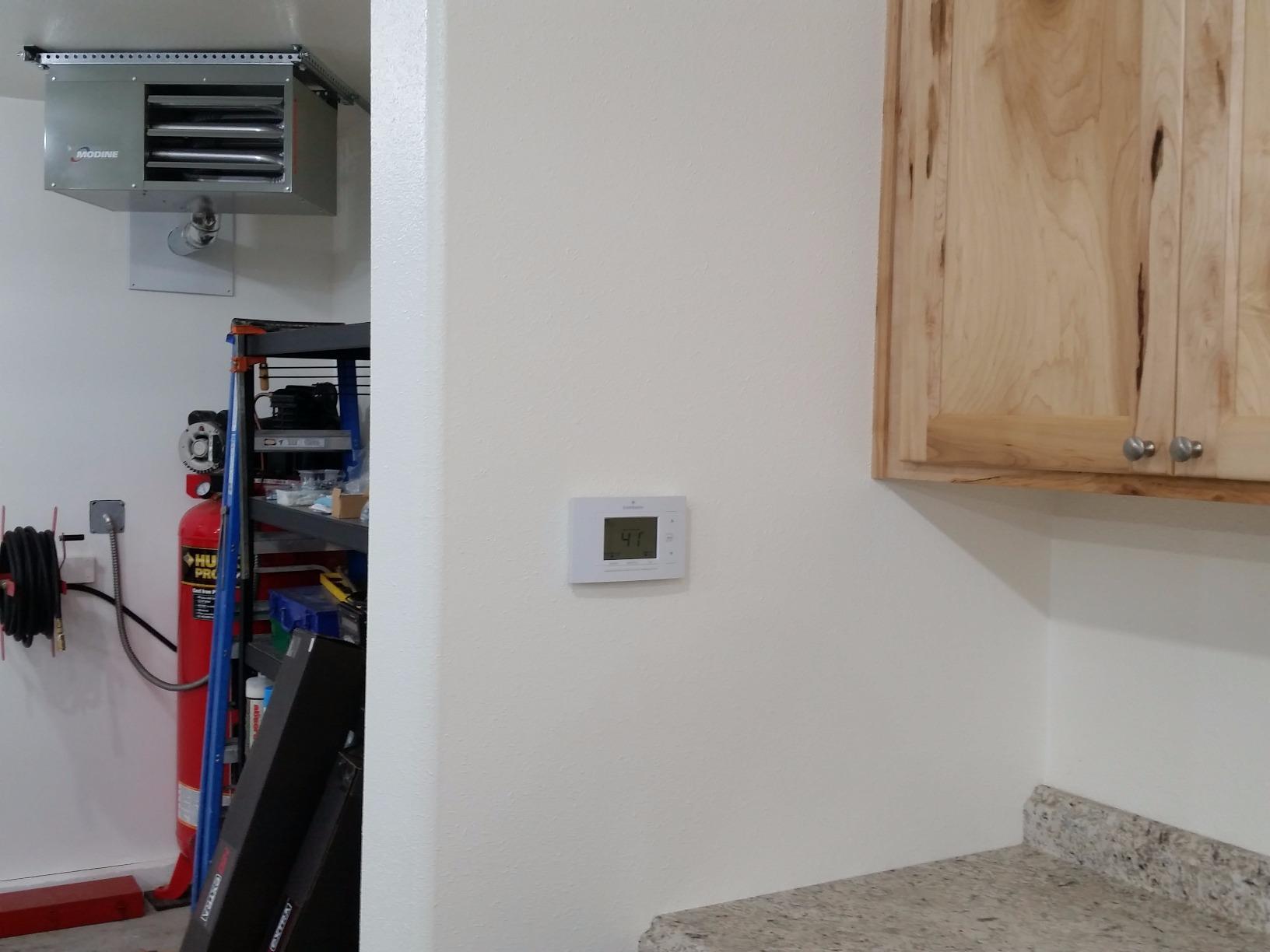 Modine HD45AS0111 Natural Gas Hot Dawg Garage Heater, 45,000 BTU with 80-Percent Efficiency customer photo 1