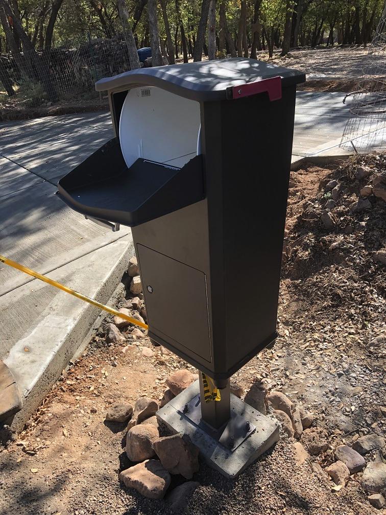 Architectural Mailboxes 6900B Elephantrunk Parcel Drop Box, Black customer photo 1
