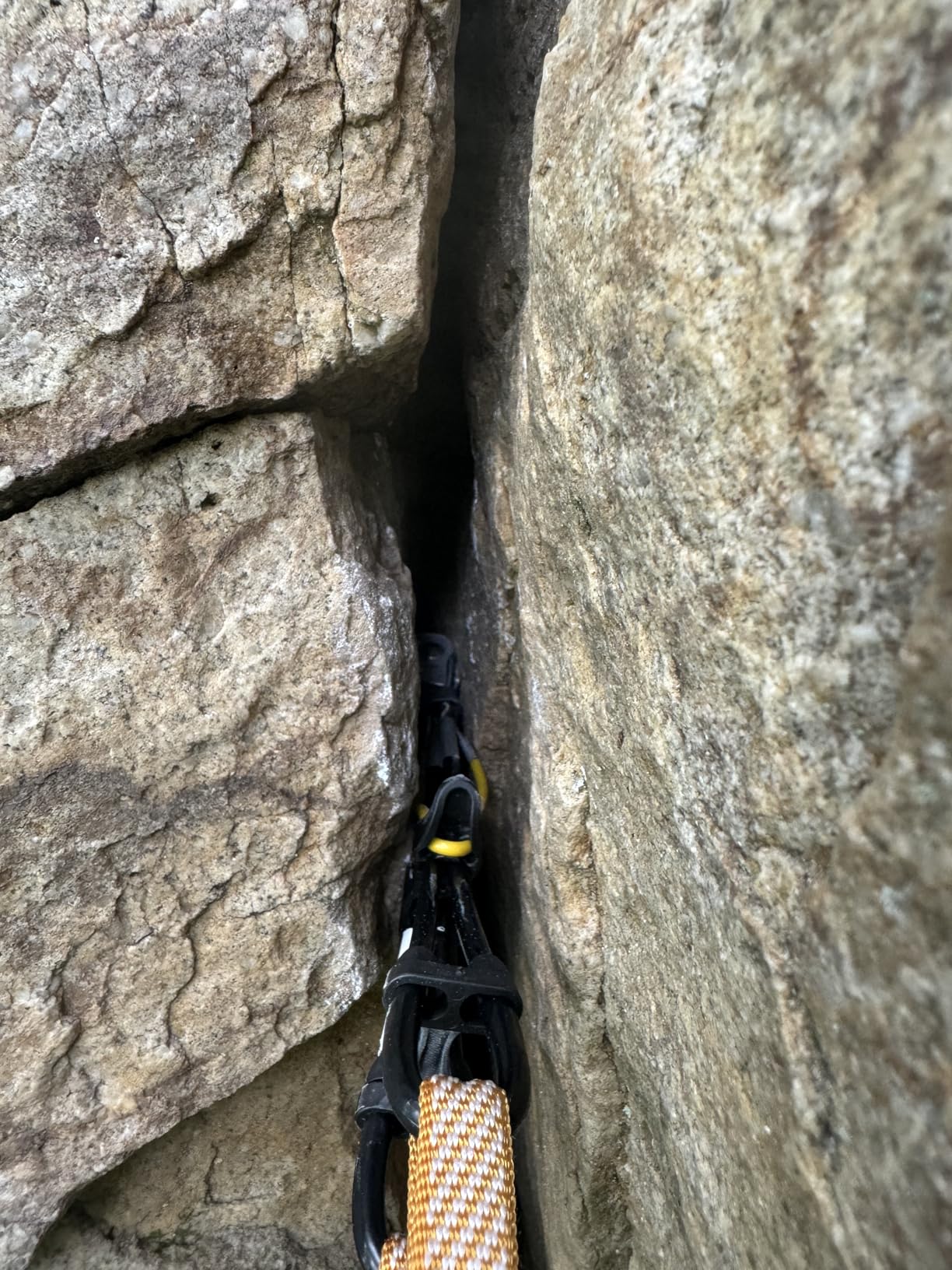 Totem Climbing Cam - Yellow 0.80 customer photo 1