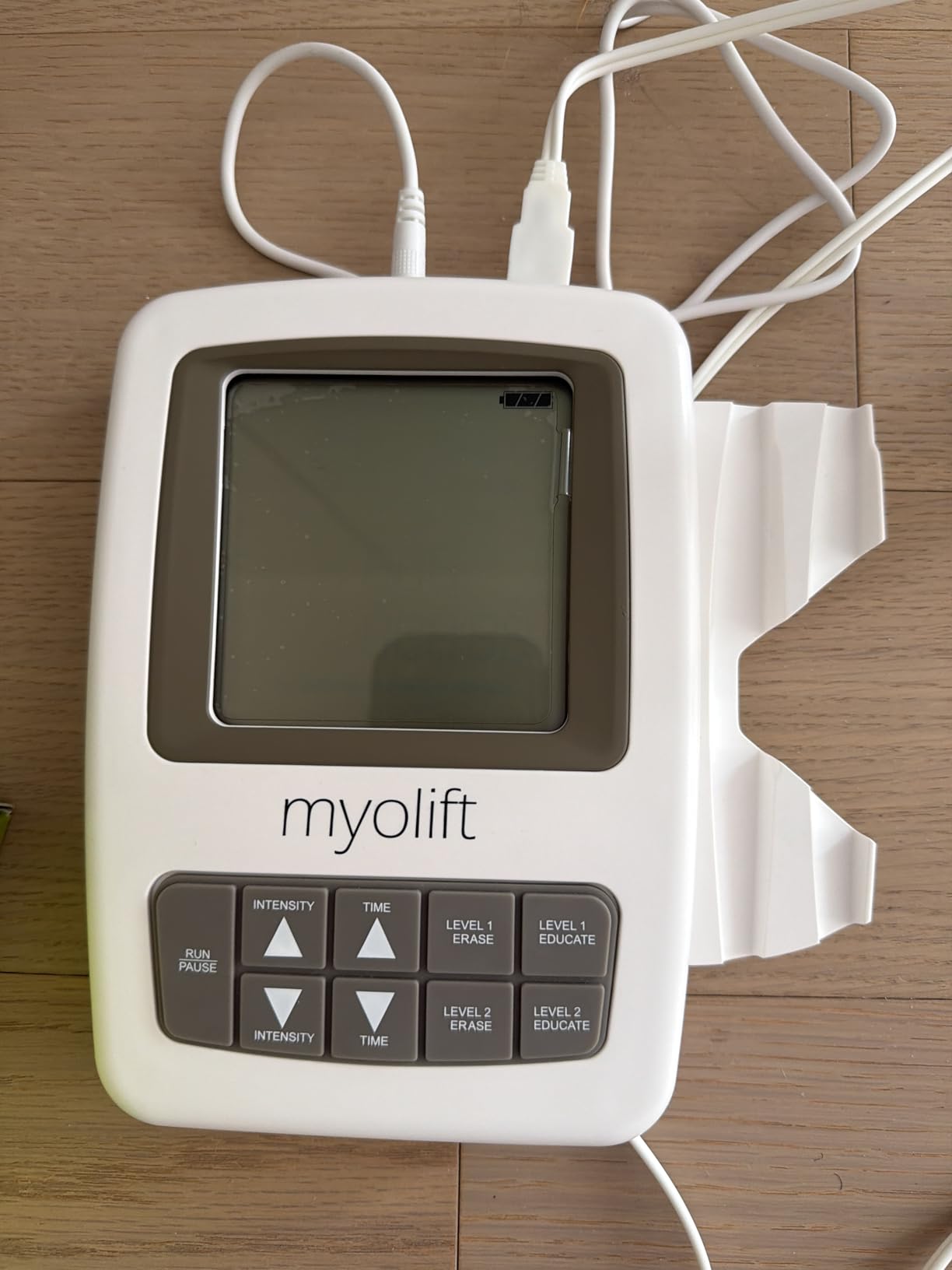 7E Wellness MyoLift Mini Microcurrent Facial Device - Non-Invasive Microcurrent Facial Device, Facial Skin Care Products for Anti Aging, Skin Tightening - Esthetician Supplies & Skin Care Tools customer photo 1