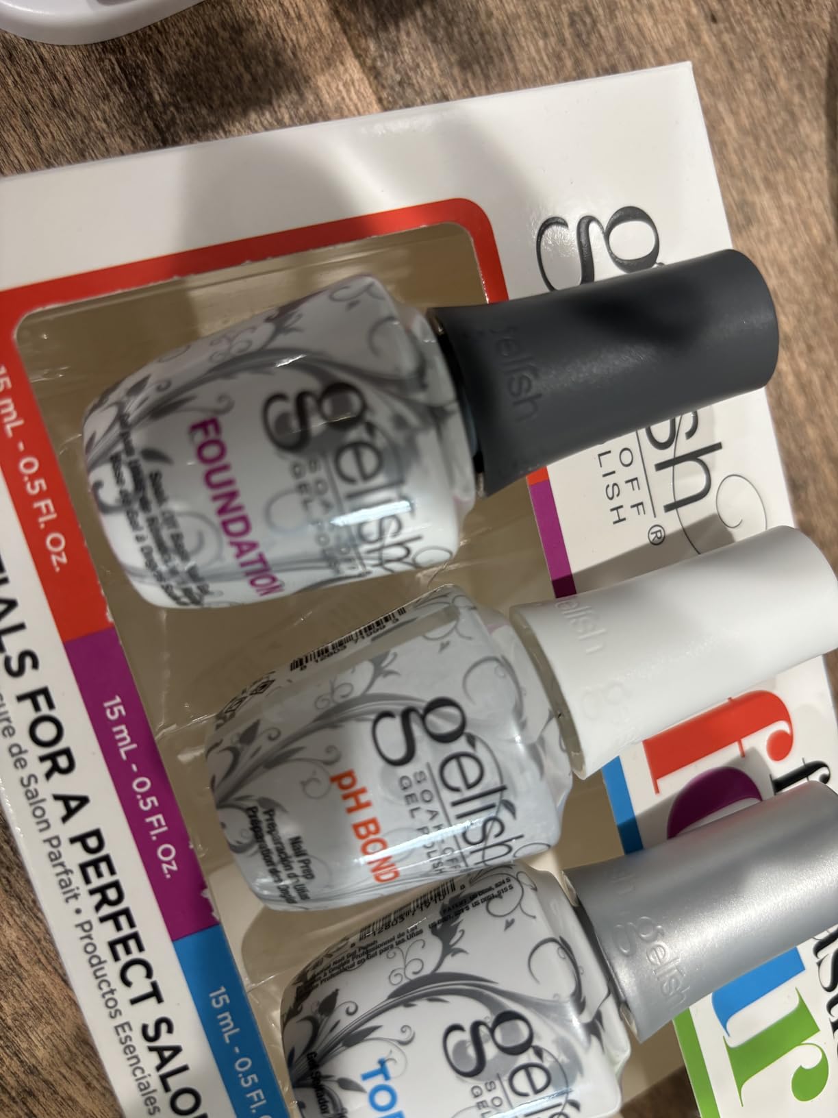 Gelish Fantastic Four Essentials Kit - Long-Lasting, Chip-Free Shine, Durable Finish, Complete Professional Manicure System for Salon-Quality Nails at Home customer photo 2