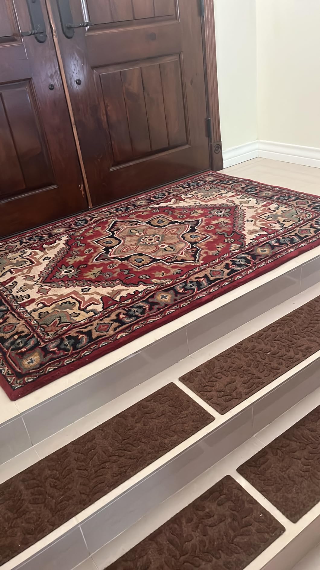 SAFAVIEH Area Rug 8x10 - Heritage Collection - Large - Red, Handmade Wool, Traditional Oriental Medallion Design, Ideal for Living Room, Bedroom, Dining Space (HG625A) customer photo 1