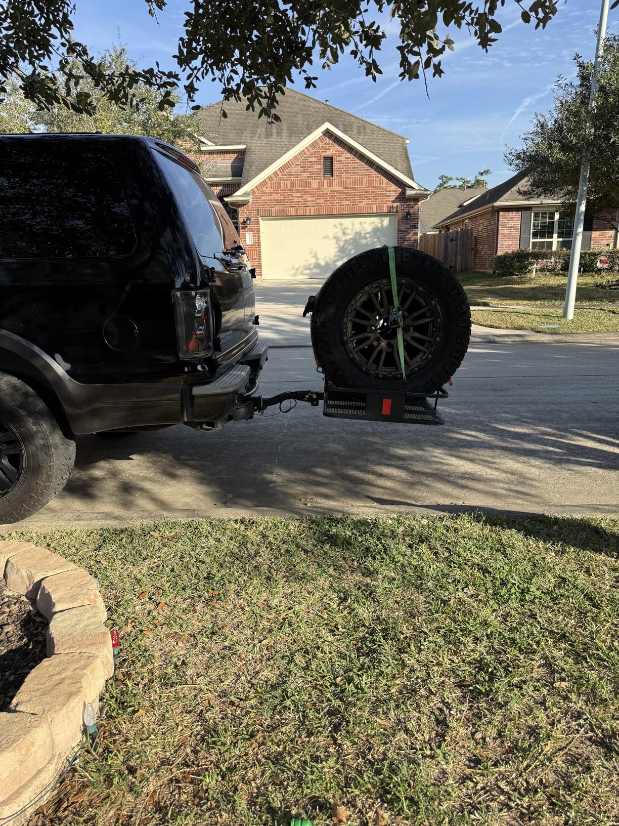 CURT 18153 Cargo Basket Hitch Trailer Hitch Cargo Carrier, 500 lbs. Capacity, 60-Inch x 23-1/2-Inch x 5-1/2-Inch, Fits 2-Inch Receiver customer photo 2