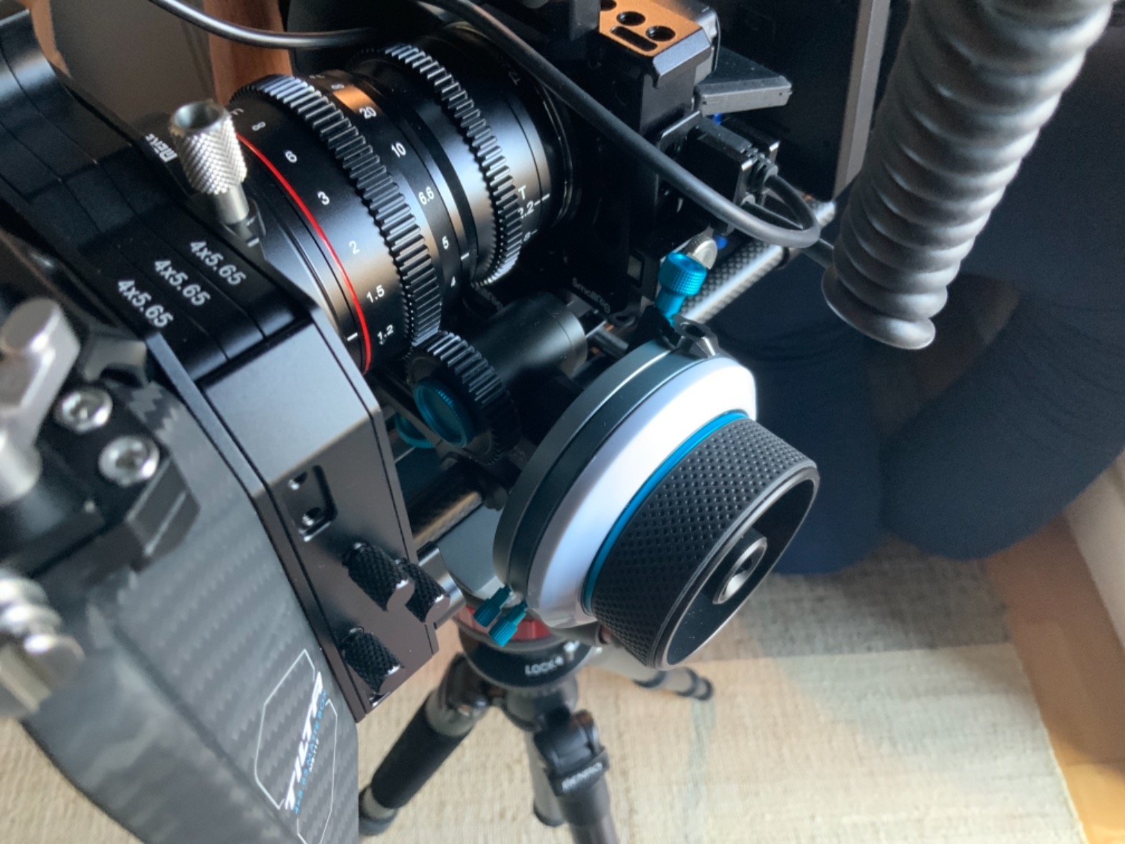 Fotga DP500III Follow Focus Puller w/A/B Stop, 15mm Quick Release Rod Clamp for Canon Nikon Sony Blackmagic customer photo 2
