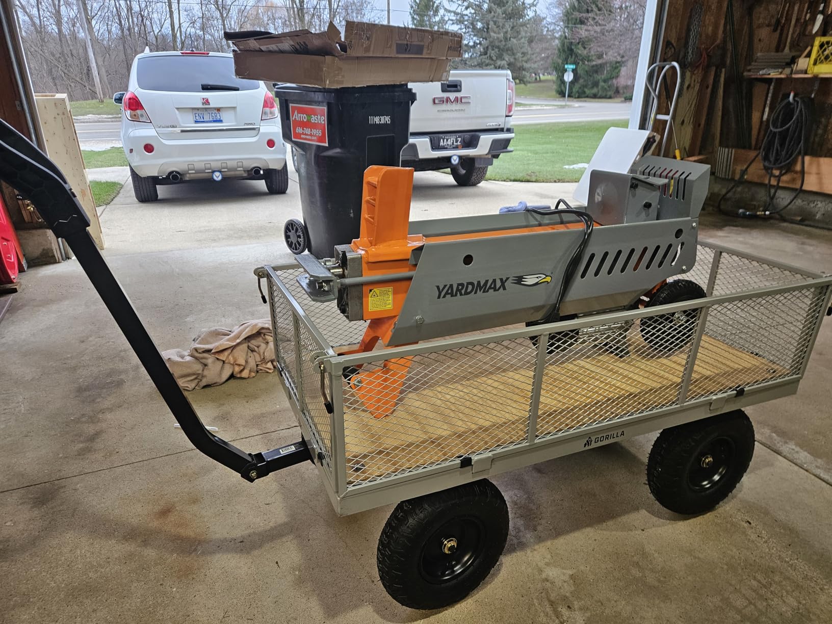 Gorilla Carts Steel Utility Garden Cart, 1,000-Pound Capacity, Gray - Heavy-Duty Outdoor Wagon with Removable Sides, 13-Inch Pneumatic Tires, and Convertible Pull or Tow Handle customer photo 1