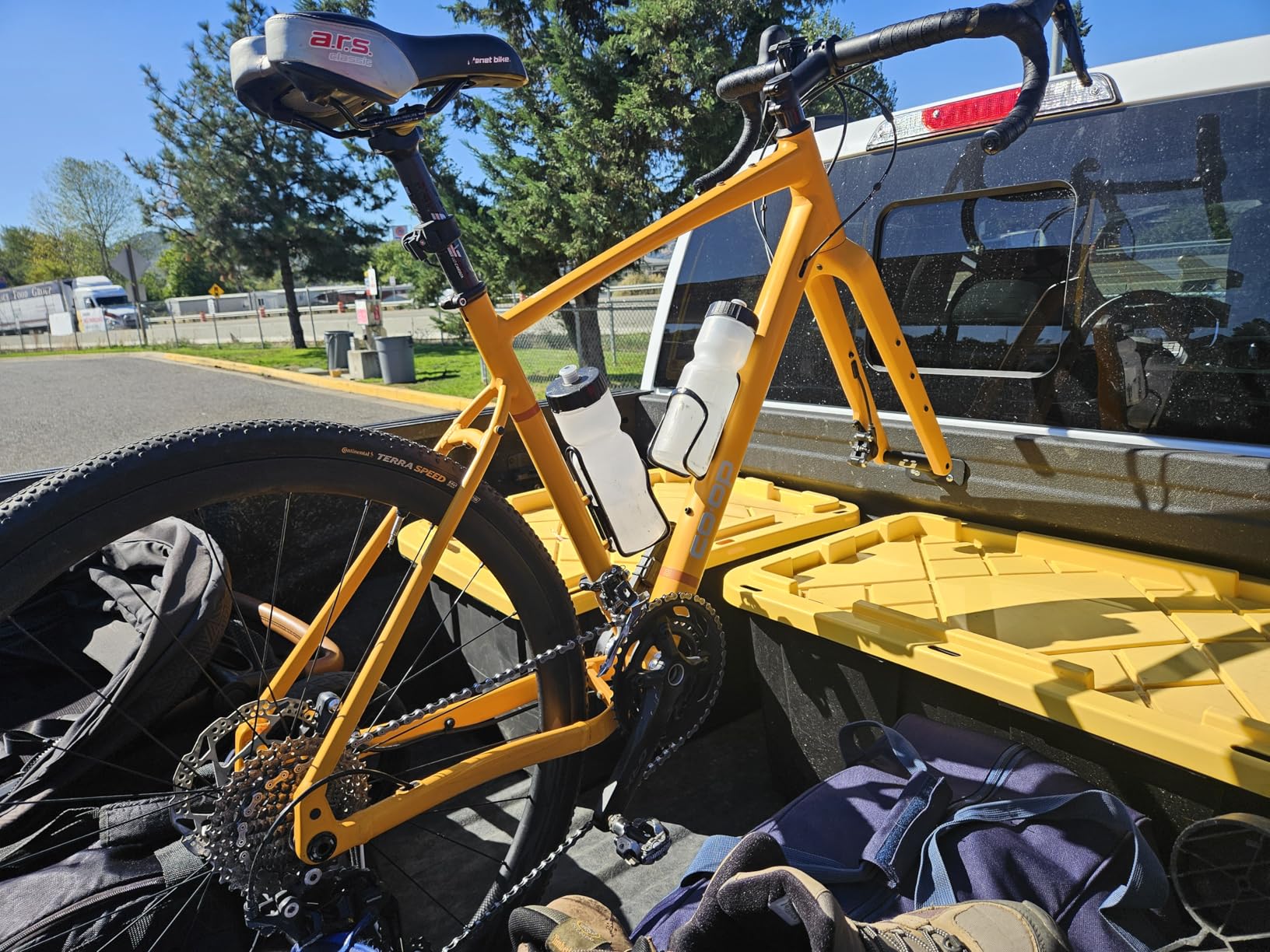 KUAT Dirtbag Bike Storage & Transportation Rack | Durable Steel Compact Direct Bolt-On Secure Bicycle Hauling Mount for Truck Beds Trailers Cargo Carriers | Black, 15mm x 110mm - Thru-Axle customer photo 1