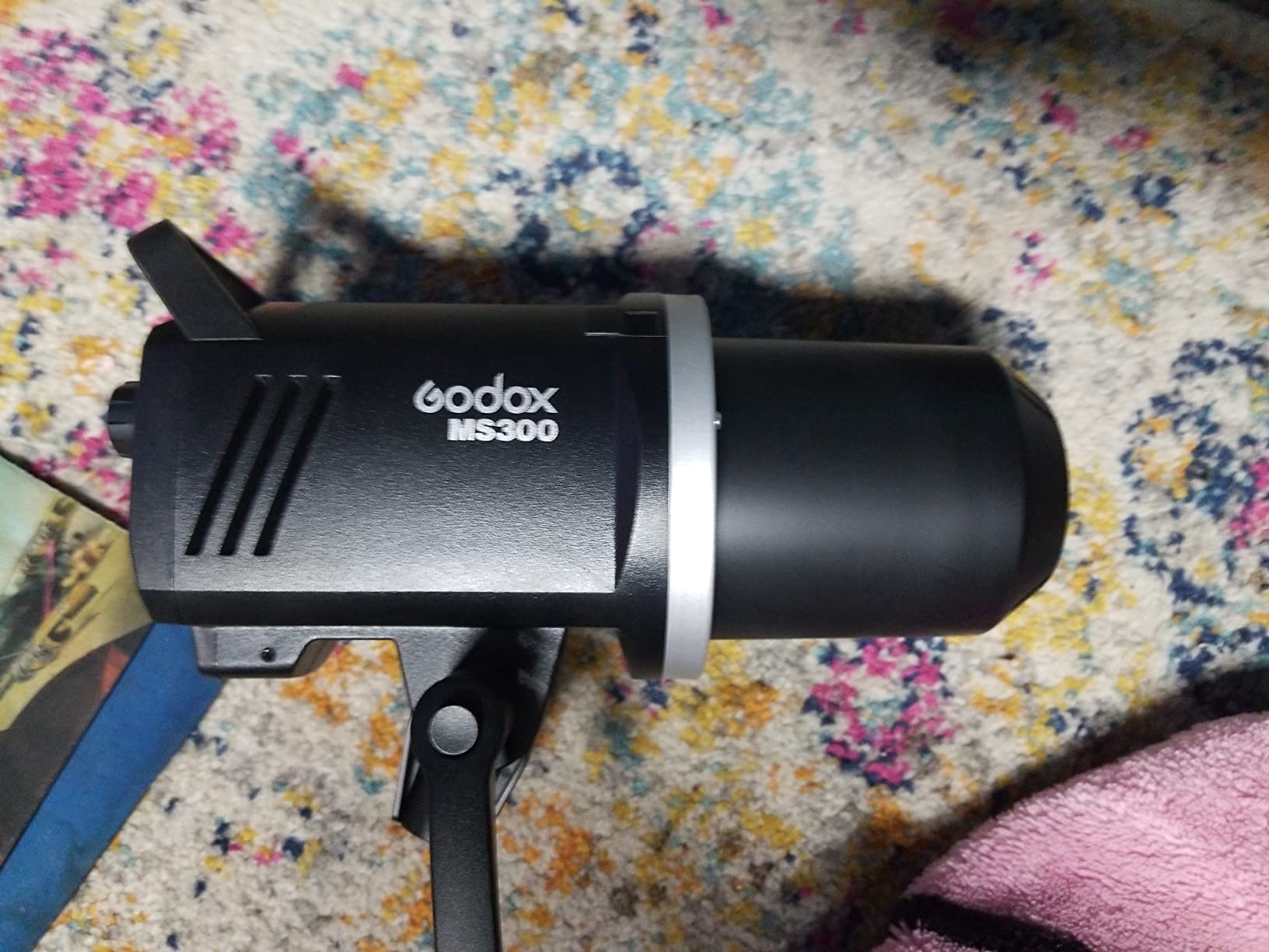 Godox MS300 300WS GN58 Flash Studio Strobe Monolight with Bowens Mount, Built-in Godox 2.4G Wireless System, 0.1～1.8S Recycle time, Anti-Preflash, 1/32 to 1/1 Power Output, 150W Modeling Lamp customer photo 1