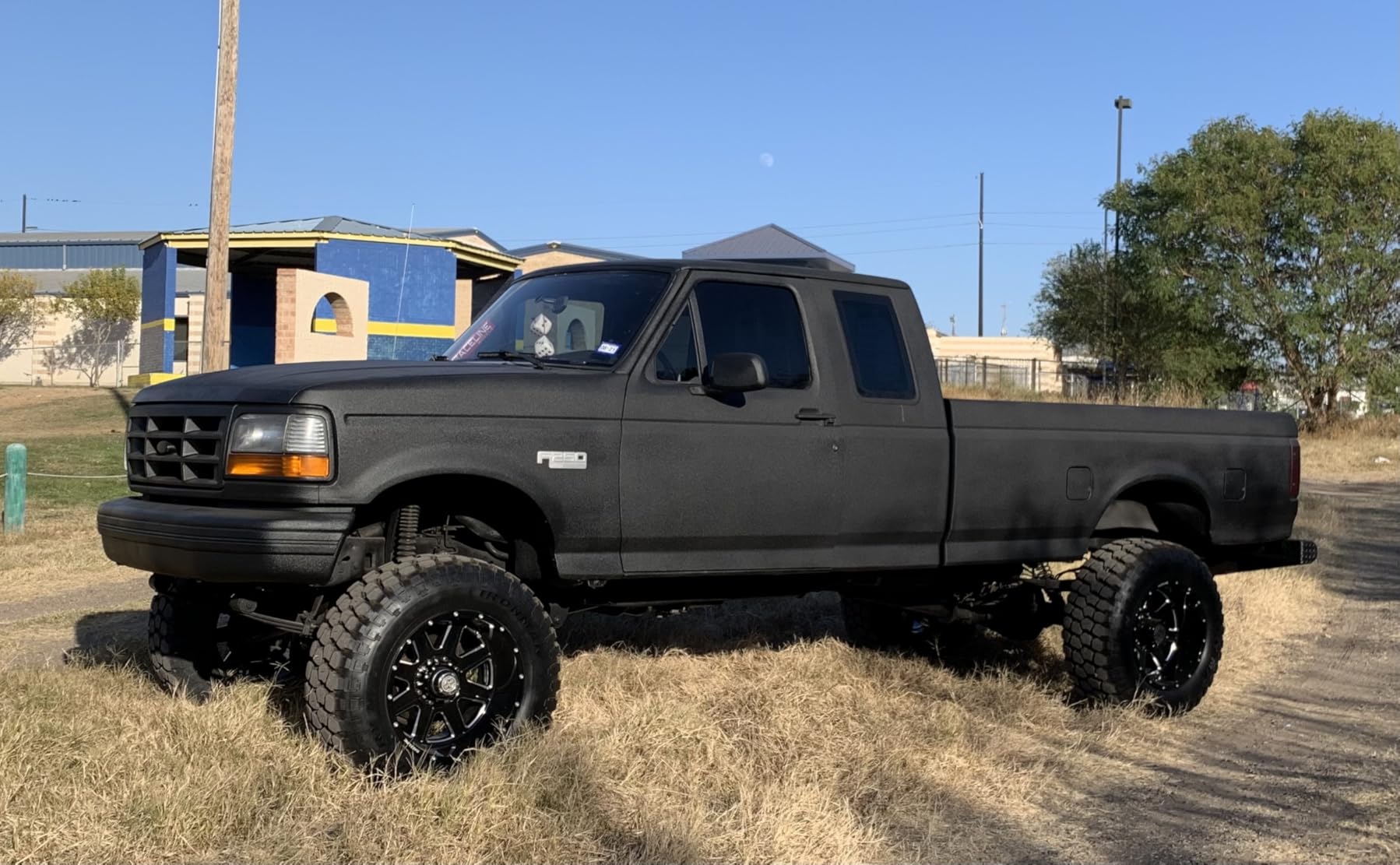 Raptor Black Urethane Spray-On Truck Bed Liner Kit, Protective Paint With Spray Gun, For Tailgates & Trucks, Vehicle Undercoating, 6 Quart Kit customer photo 1