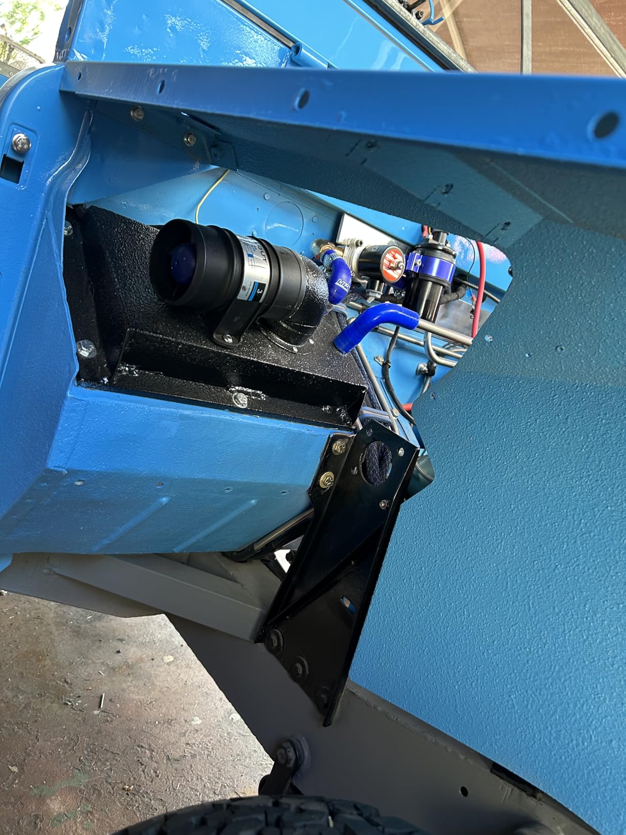 U-POL Raptor Tintable Urethane Spray-On Truck Bed Liner Kit w/FREE Spray Gun, 4 Liters customer photo 2