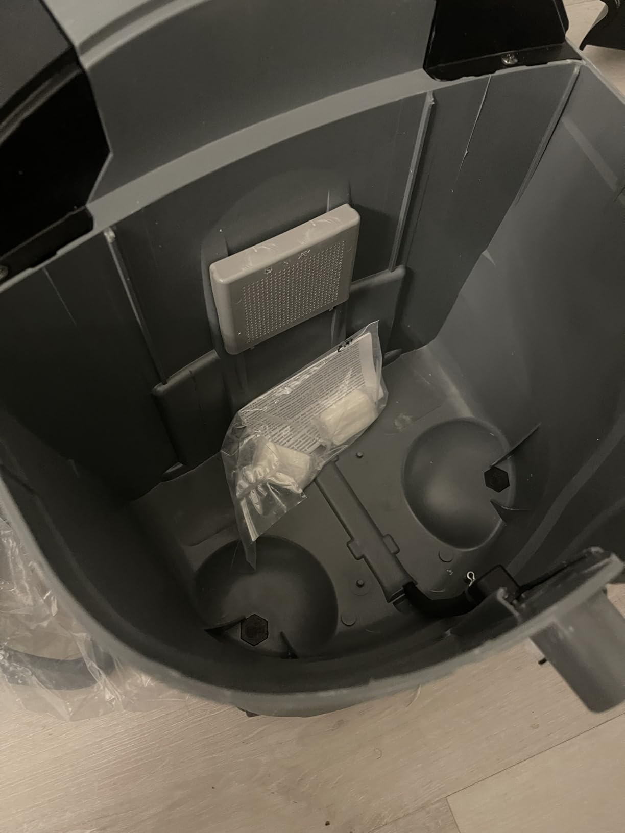 Karcher Puzzi 8/1 C Commercial Carpet Extractor 12.5 PSI - Spot Cleaner, Stain Remover, Area Rugs, Car and Auto Detailing, Carpet and Upholstery Cleaner - Onboard Accessory Storage - 3.9 Gallon Tank customer photo 1