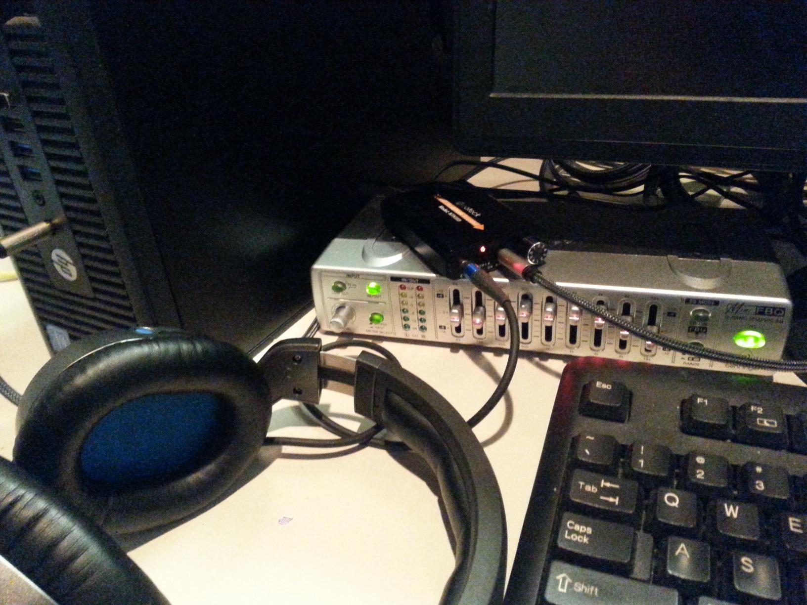 Neoteck Portable 3.5mm Headphone Amplifier Two-Stage Gain Switch, 16-300 Ohm, Aluminum Matte Surface customer photo 2