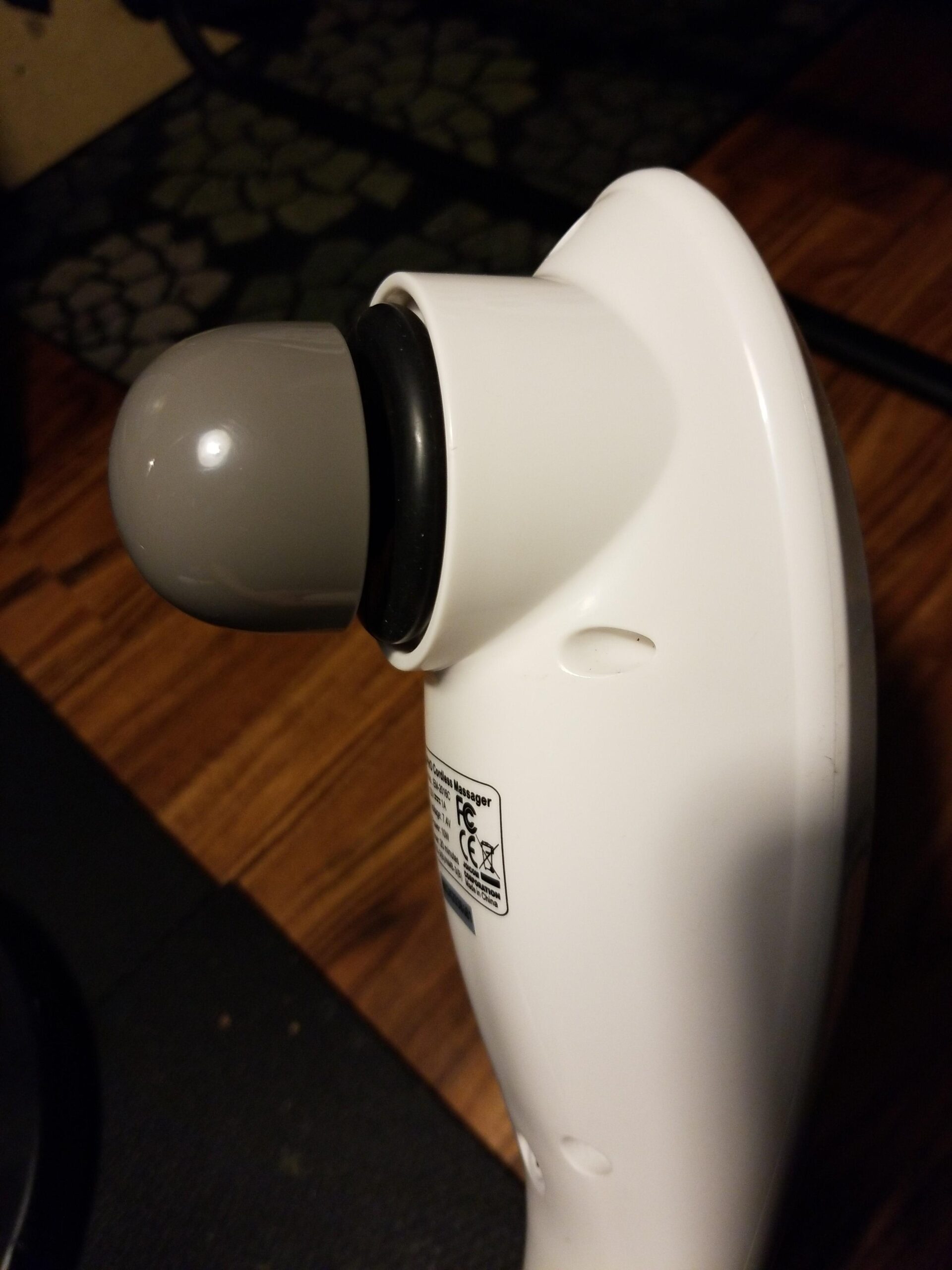 RENPHO Rechargeable Handheld Back Massager with 5 Adjustable Speeds & Modes customer photo 2