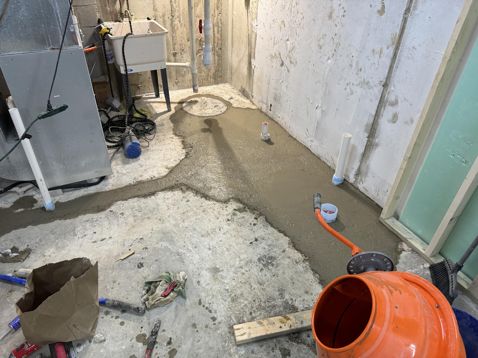 YARDMAX YM0115 4.0 Cu. Ft. Concrete Mixer customer photo 2