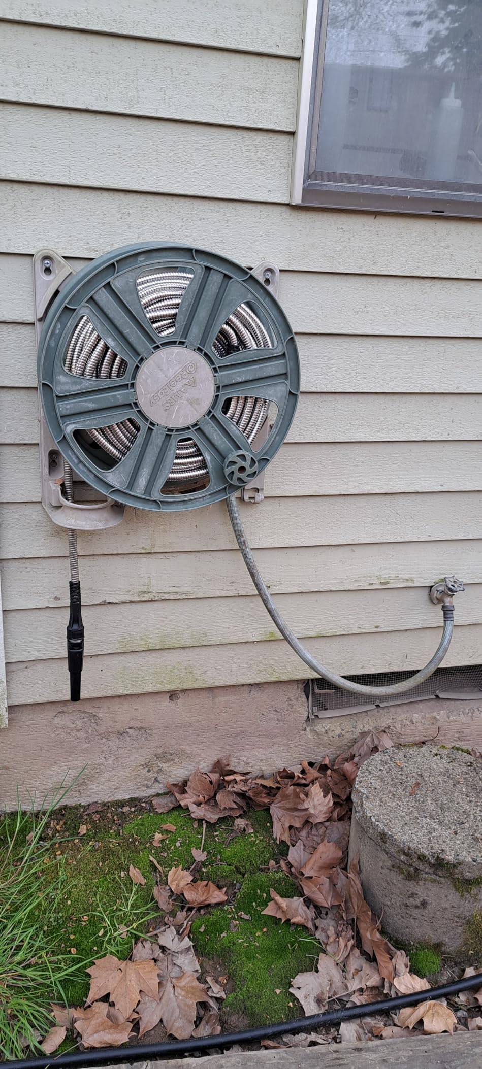 BIONIC STEEL 100 Ft Metal Garden Hose with Sprayer Nozzle, Non Kinking Designed Stainless Steel Heavy Duty Water Hose 100 Ft x 5/8 in. Flexible NON Expandable for Uninterrupted Water Flow, 500 PSI customer photo 1