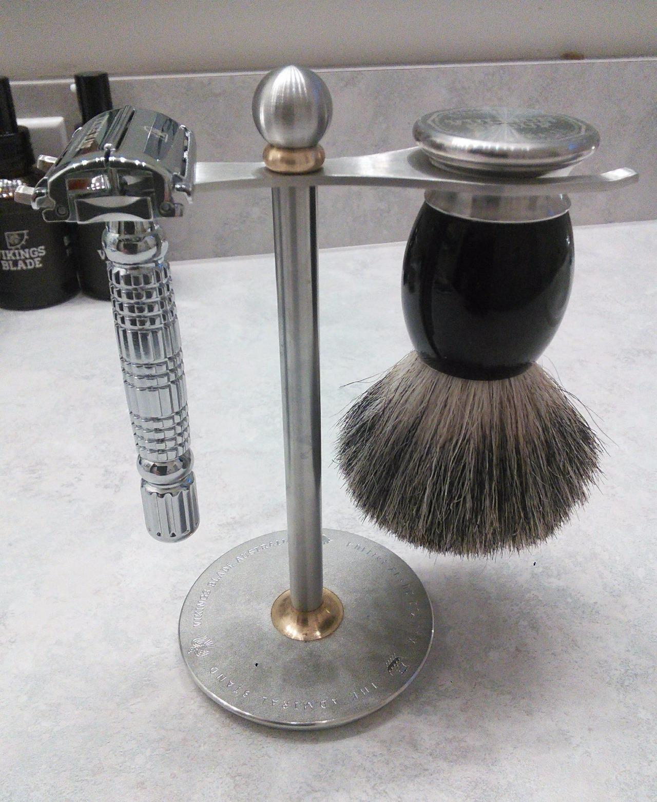 Luxury Razor and Brush Stand, The Admiral by VIKINGS BLADE, Ancient Viking Look with Heavy Distressed Stainless Steel & Brass, Extra Wide Openings, Fits Most Razors and Brushes customer photo 1