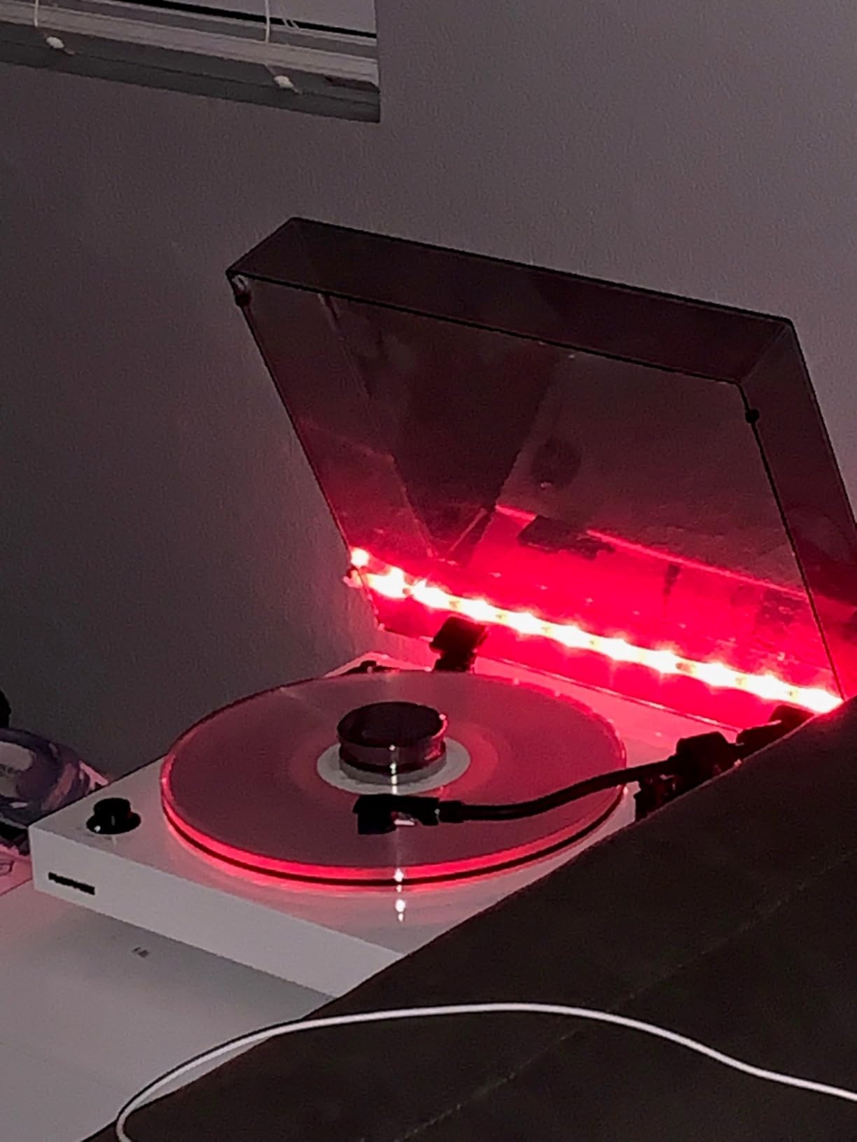 Fluance RT85 Turntable with Ortofon Cartridge, Acrylic Platter, Speed Control, and Vibration Isolation - Walnut customer photo 2