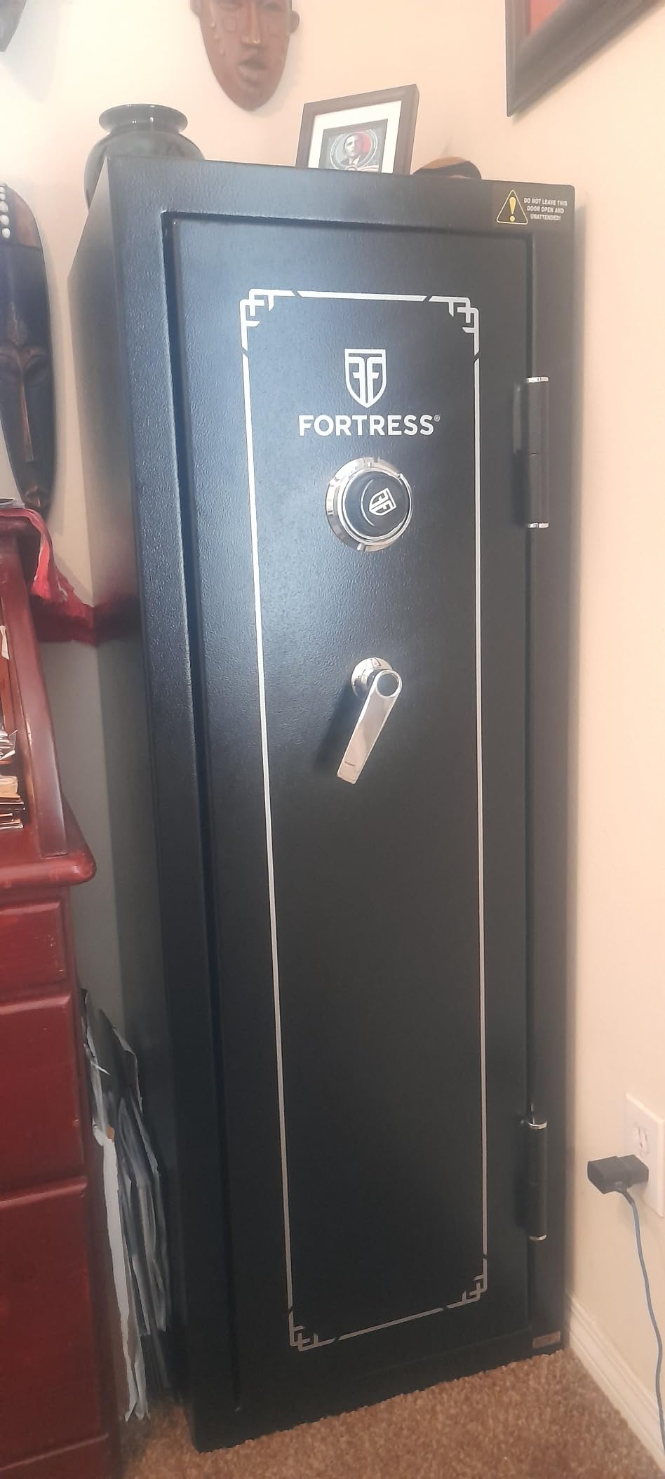 Fortress 14-Gun Fireproof Safe with Combination Lock, Black customer photo 1