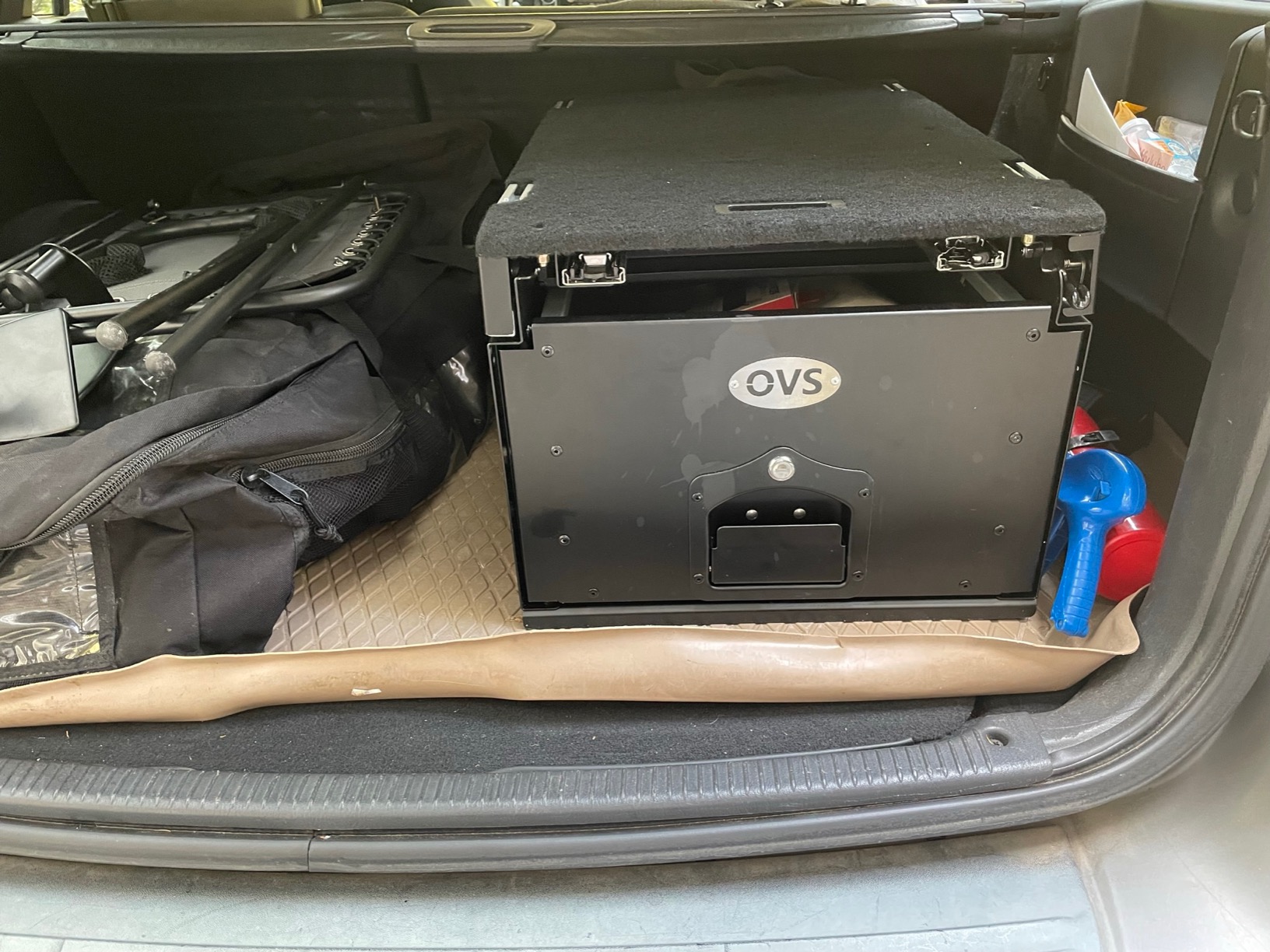 Overland Vehicle Systems Cargo Box With Slide Out Drawer & Working Station - Two Stage Dual Black Powder Coat Universal - Marine Grade Stainless Steel Hardware customer photo 2