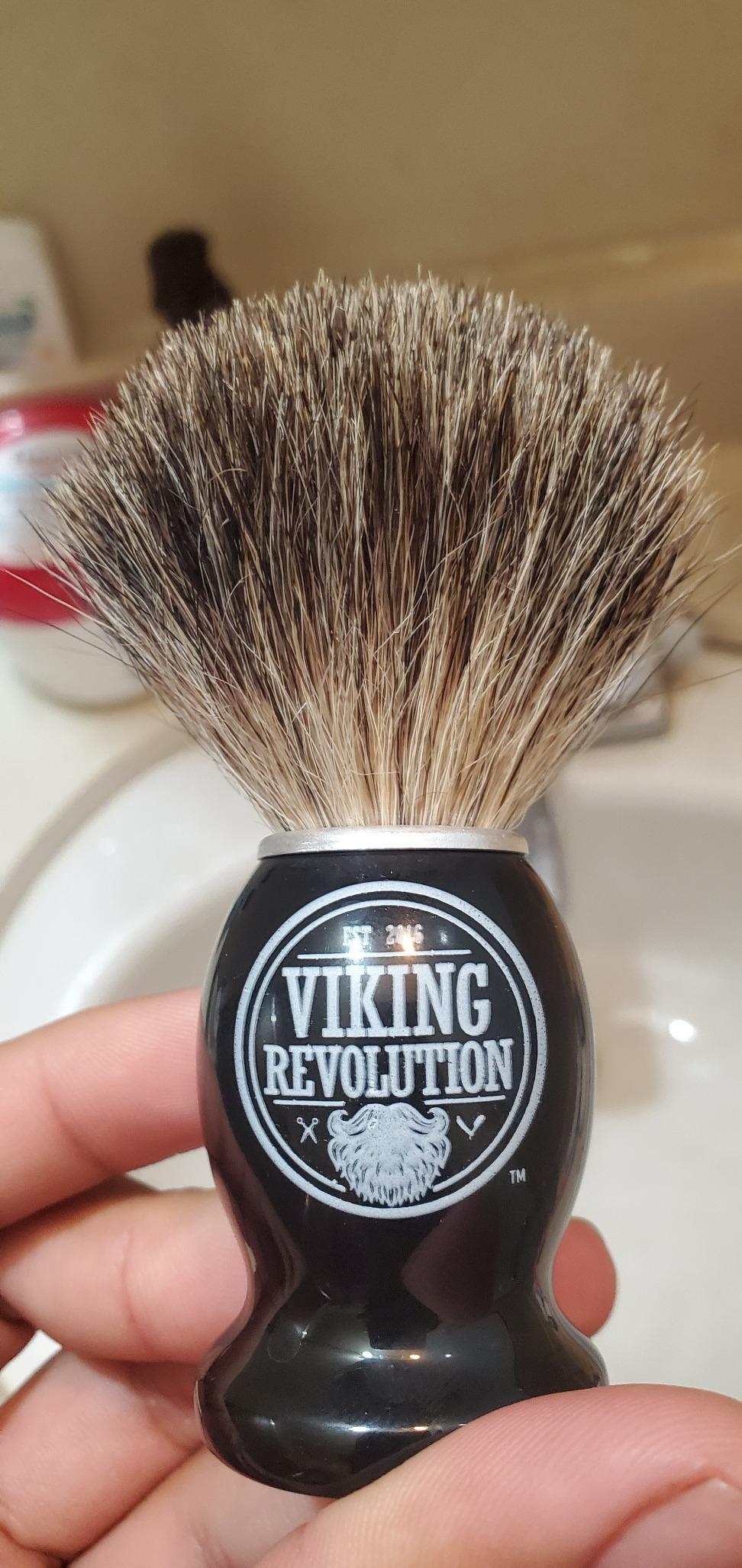 Viking Revolution Badger Hair Shaving Brush - Shave Brush for Wet Shave Using Shaving Cream & Soap customer photo 1