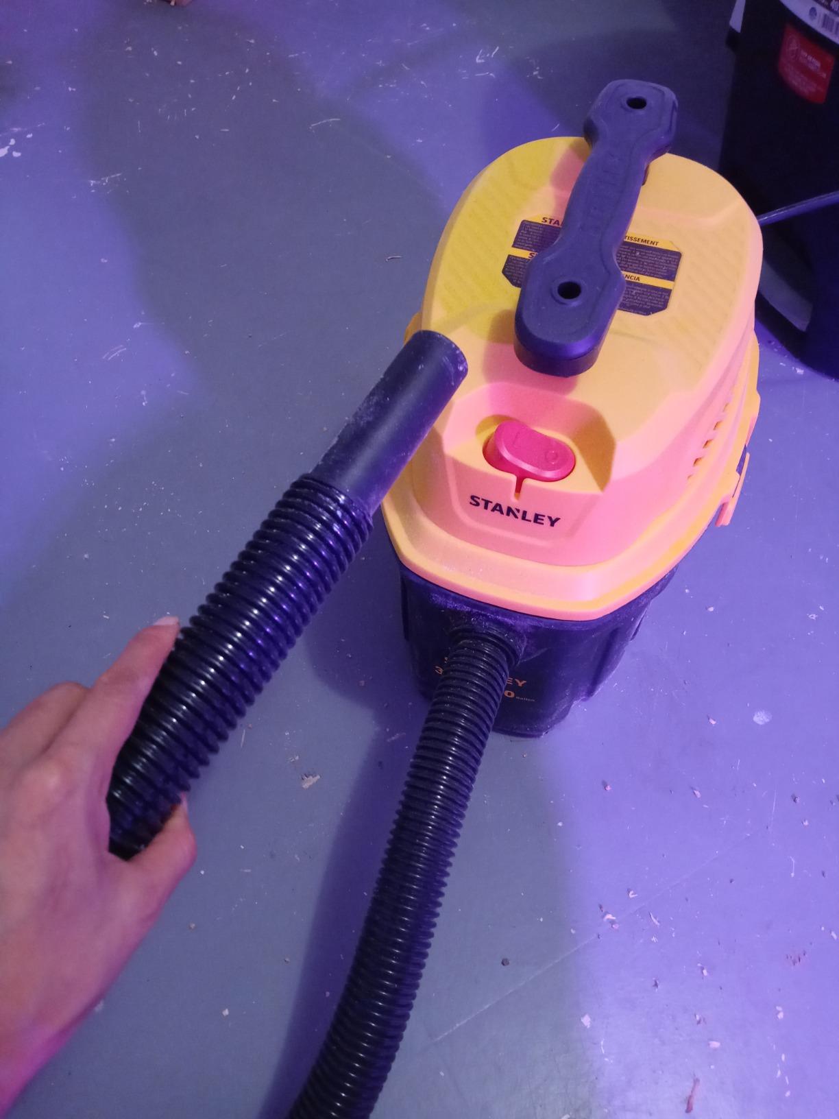 STANLEY 3 Gallon Wet Dry Vacuum, 3 Peak HP Poly 2 in 1 Shop Vac customer photo 2