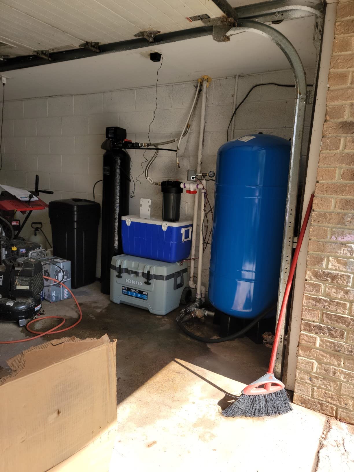 Aquasure Harmony Series 64,000 Grains Whole House Water Softener Bundle with Automatic Digital Metered Control Head, Reduces Hardness, 4-6 Bathrooms customer photo 2
