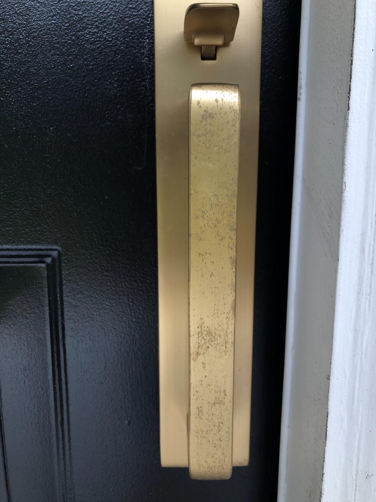 Grandeur Hardware Contemporary Tubular Entry Set: Lausanne Style with Round KNOB, Satin Brass, Model 4819-US4 customer photo 1