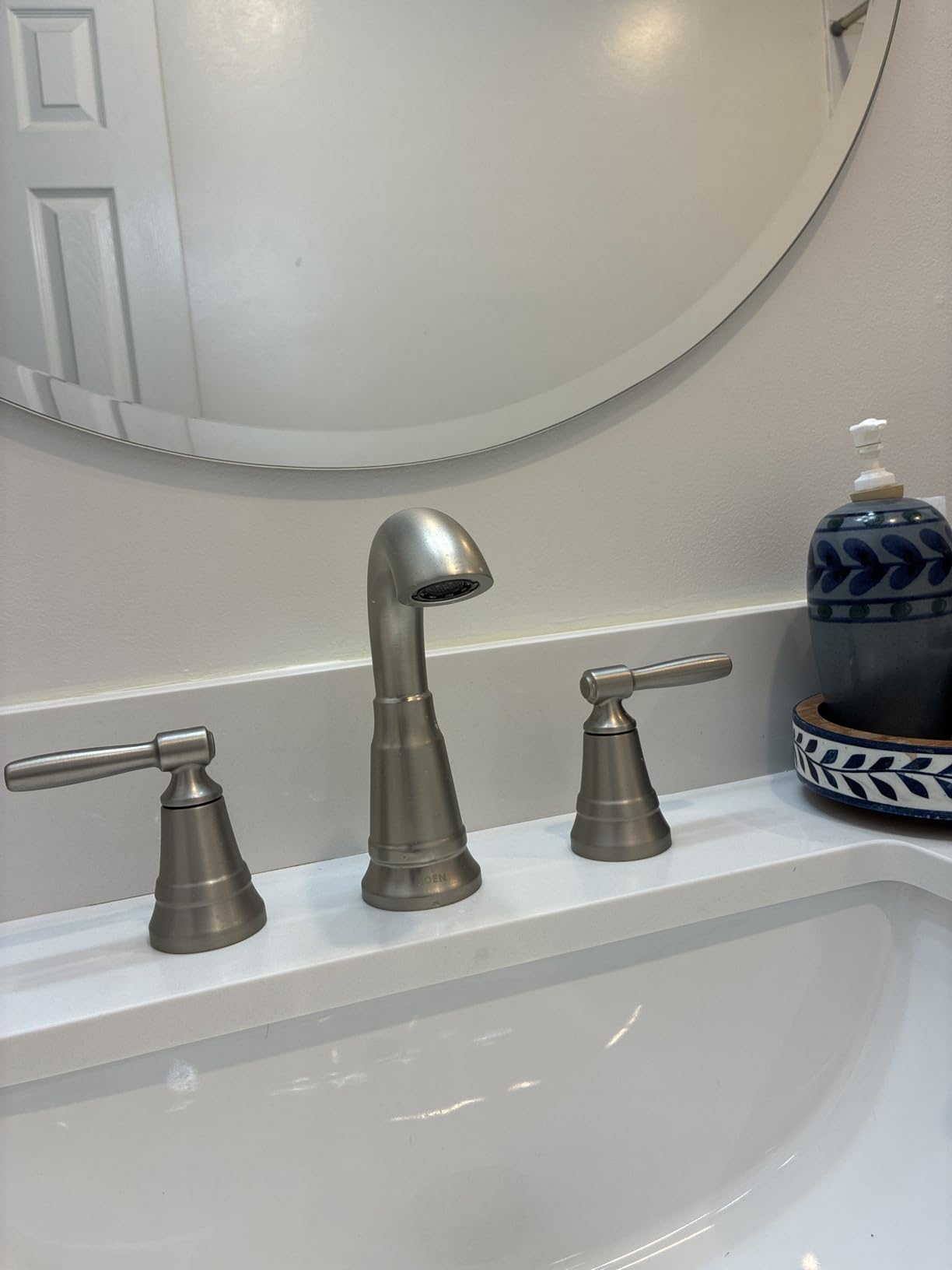 Moen Halle Spot Resist Brushed Nickel Widespread Traditional Bathroom Faucet with Drain Assembly for 3-Hole Applications, 84972SRN customer photo 1