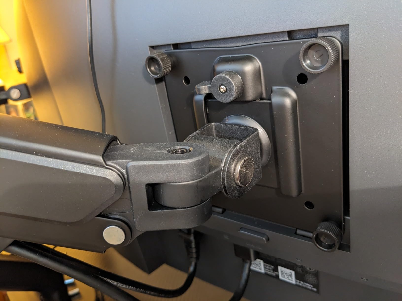 EVEO Premium Dual Monitor Mount 14-32 Dual Monitor Arm VESA Bracket Adjustable Height Gas Spring Dual Monitor Stand, Screen Full Motion Dual Monitor Arm-Computer Monitor Stand for 2 Screens - Black customer photo 1