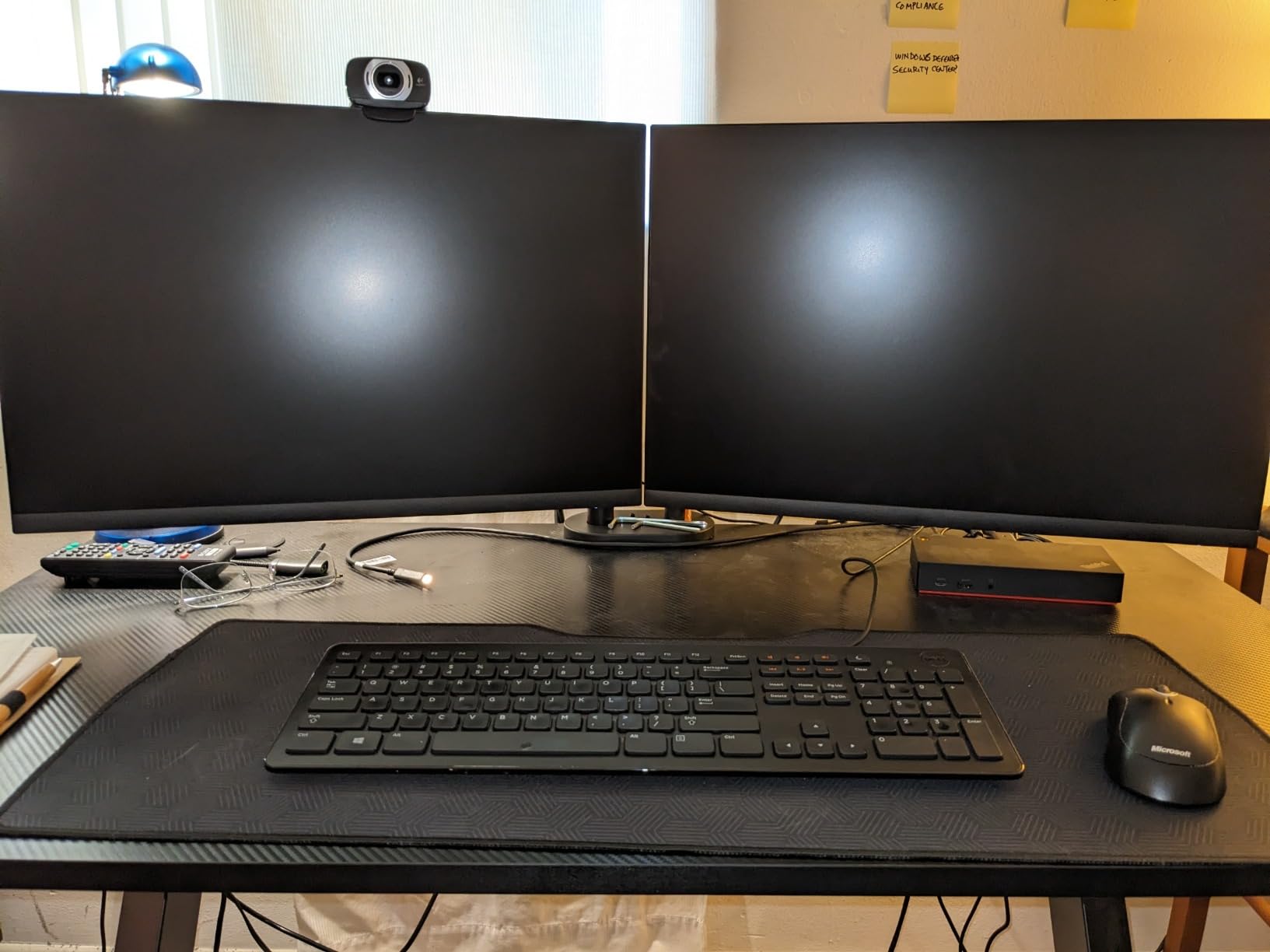 EVEO Premium Dual Monitor Mount 14-32 Dual Monitor Arm VESA Bracket Adjustable Height Gas Spring Dual Monitor Stand, Screen Full Motion Dual Monitor Arm-Computer Monitor Stand for 2 Screens - Black customer photo 2