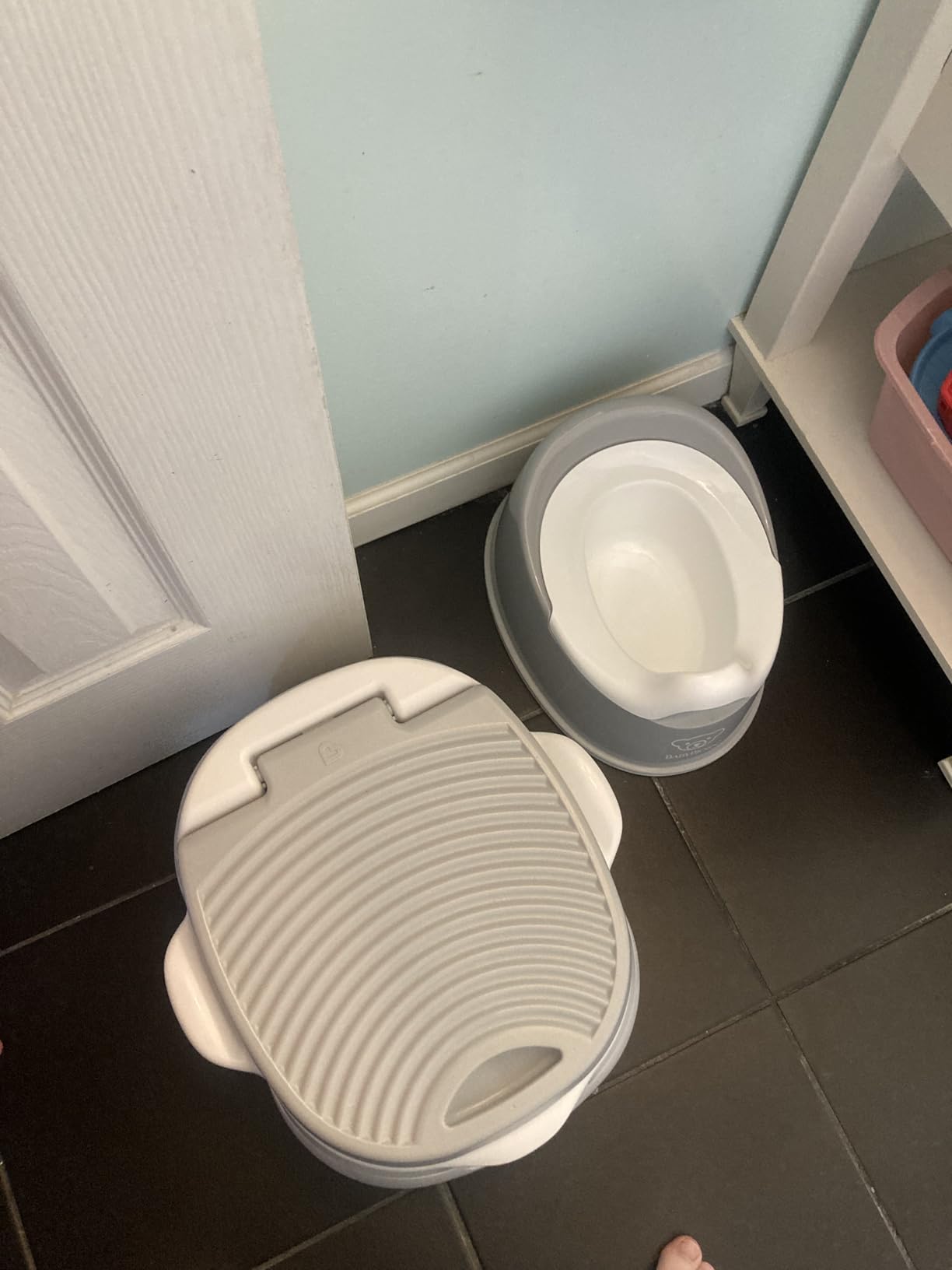 BabyBjorn Smart Potty, Deep Green/White customer photo 2