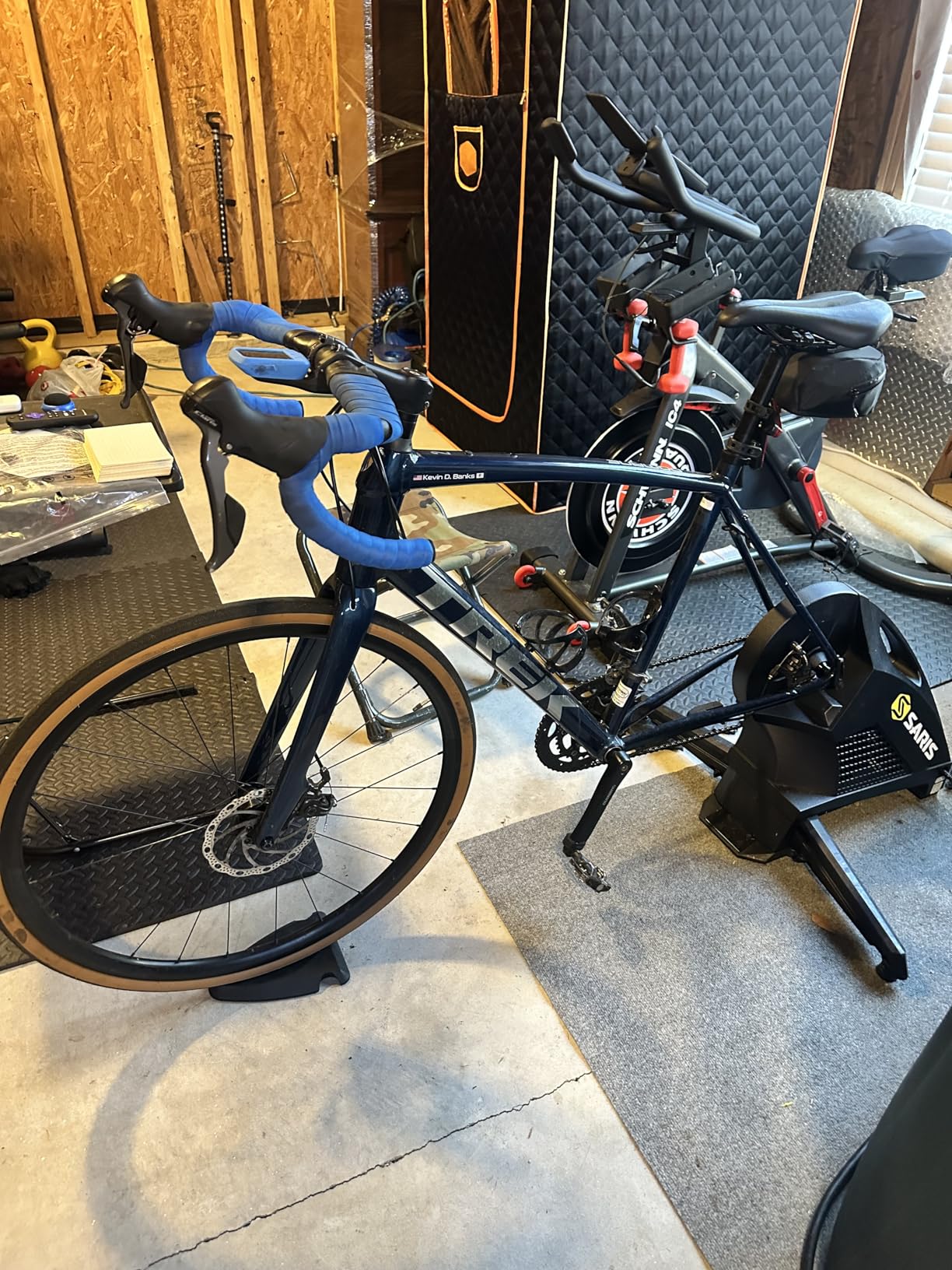 Saris H3 Series Smart Indoor Bike Trainer, Quietest Ever at 59 dB customer photo 2
