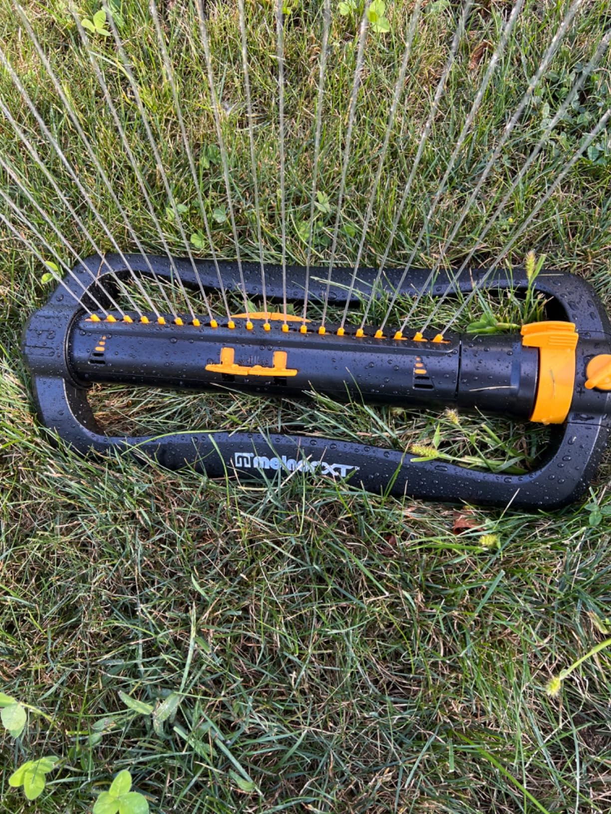 Gardena AquaZoom S Rectangular Oscillating Sprinkler: Sprinkler for Watering Areas of 9-150 m squared, Range 3-15 m, Spread 3-10 m, Built-in Metal Filter (18710-20) customer photo 2