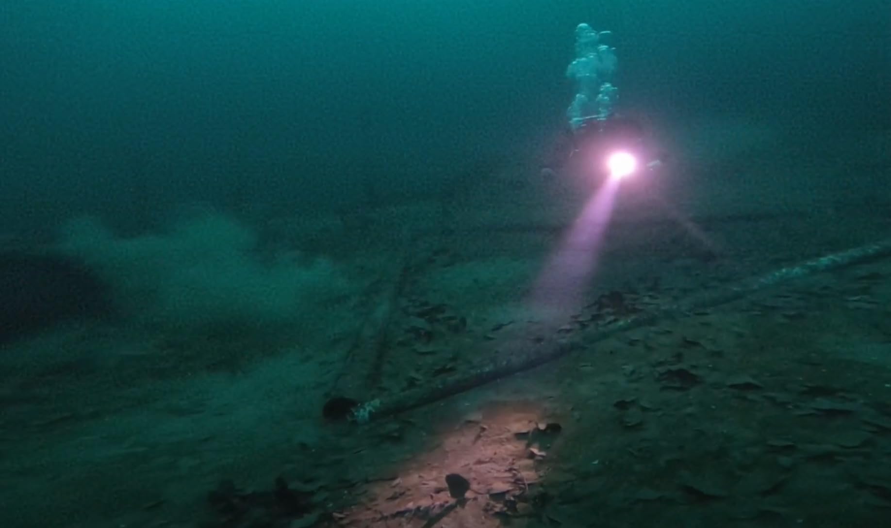 ORCATORCH D630 V2.0 4600 Lumen 5 Imported LED Primary Canister Dive Light with 7 Degree Super Focus Beam, Straight/Side Mounted and Backmount Technical Diving Flashlight, for Cave Wreck Night Diving customer photo 2