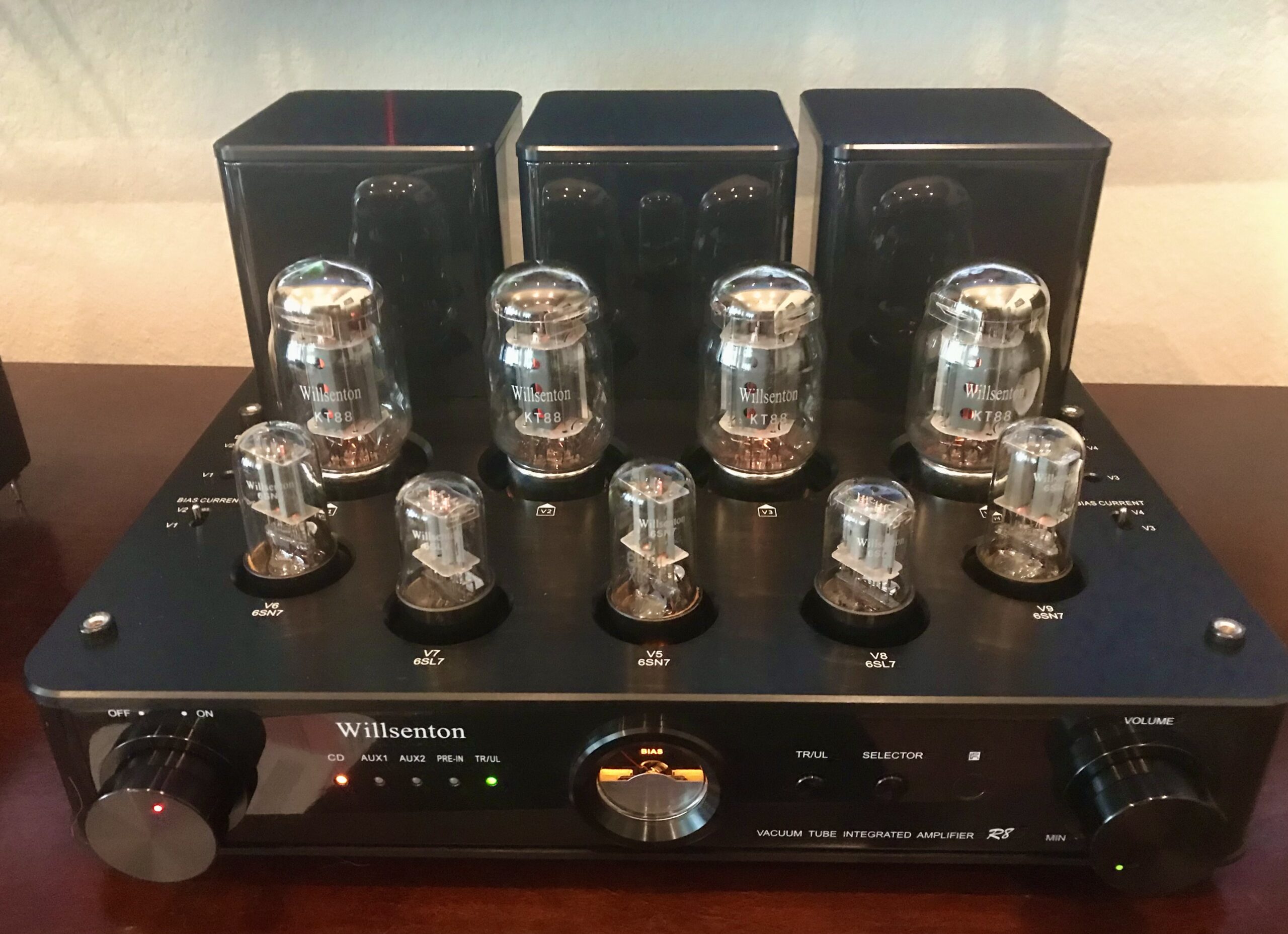 R8 KT88 x4 Tube Amplifier Hi-Fi Integrated Vacuum Tube Amp with Headphone Output KT88, EL34 Replaceable (Black) customer photo 2
