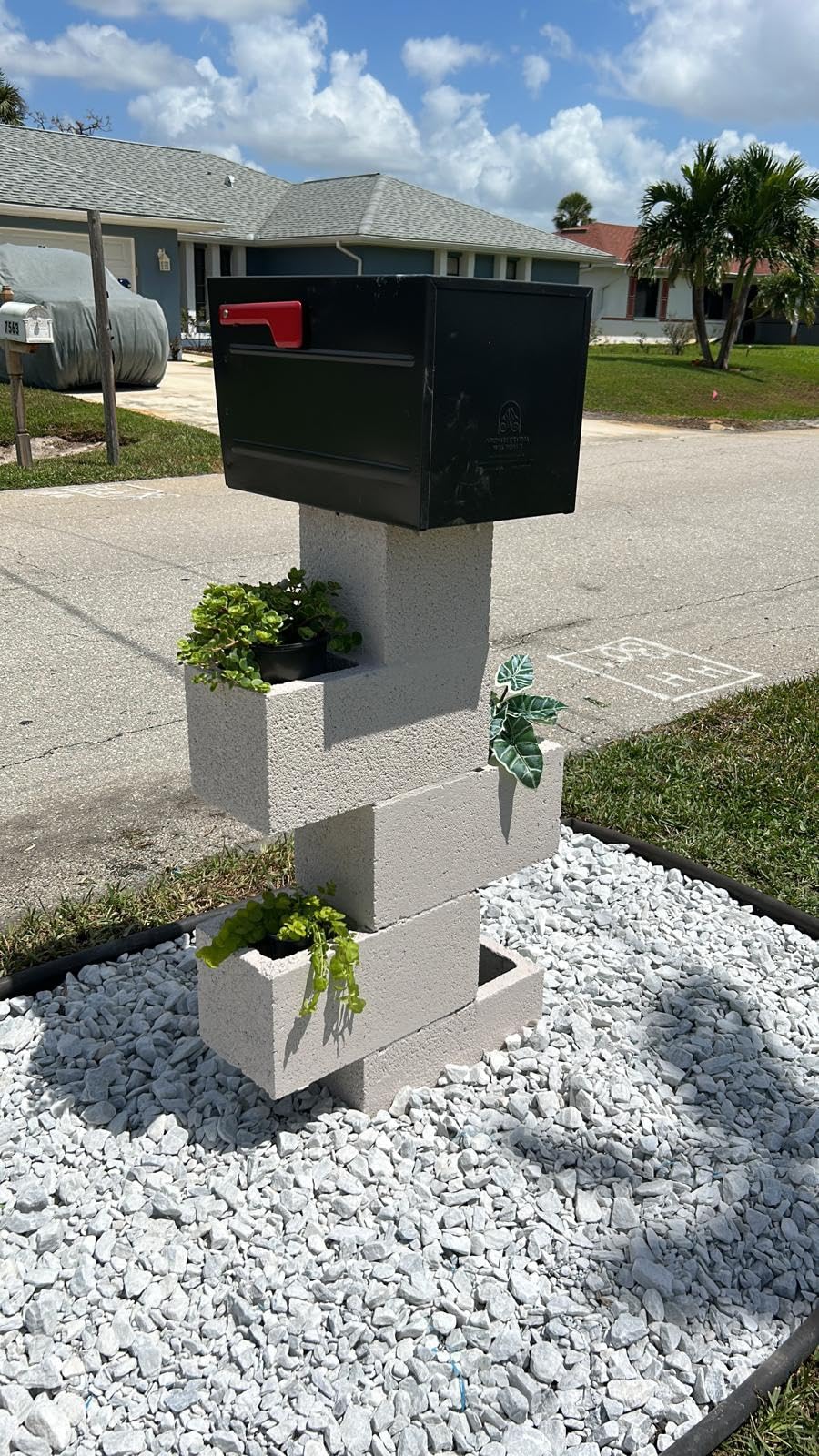 Architectural Mailboxes Oasis Eclipse Secure, Locking USPS Approved Heavy Duty, Anti-Fish Steel Metal Post Mounted Mail Box for Outside, Pewter, Large Curbside Mailbox with Magnetic Latch customer photo 1