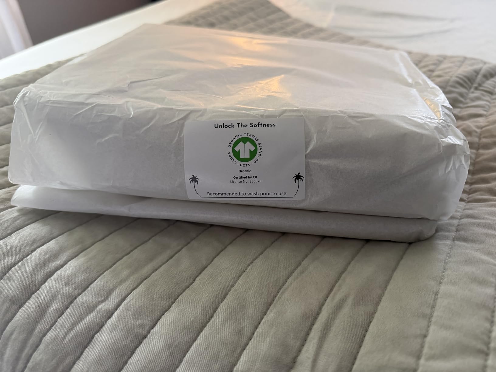 California Design Den Queen Sheet Set - Soft 100% Organic Cotton Sheets with Deep Pockets, Crisp Percale, Breathable and Durable Bedding Set - White customer photo 1