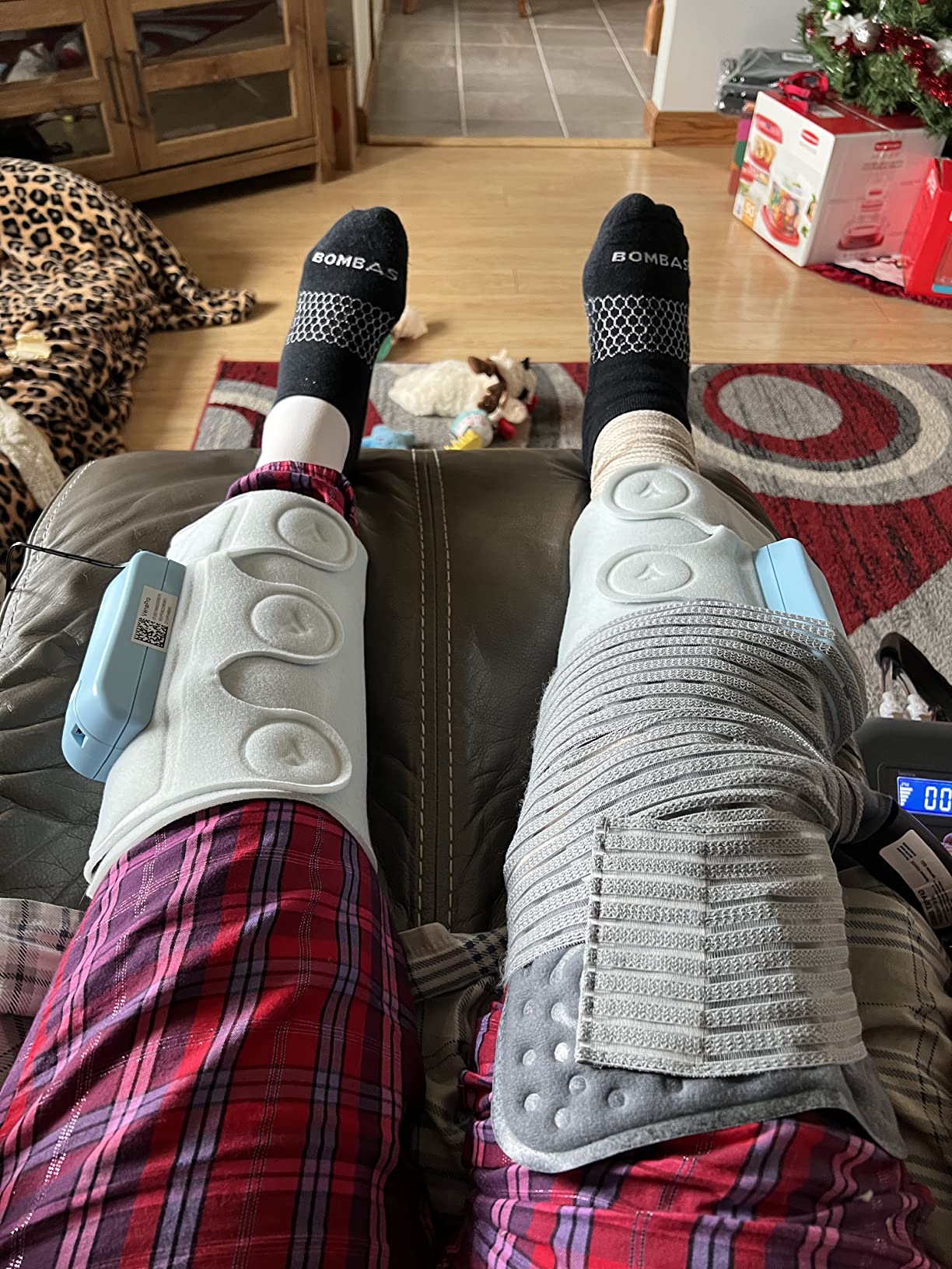 LEONNS Cold Therapy Machine for Knee, Shoulder, Back & Hip After Surgery - Cryotherapy Machine with Universal Pad for Use in Multiple Places (Ice Machine + Universal Pad) customer photo 1