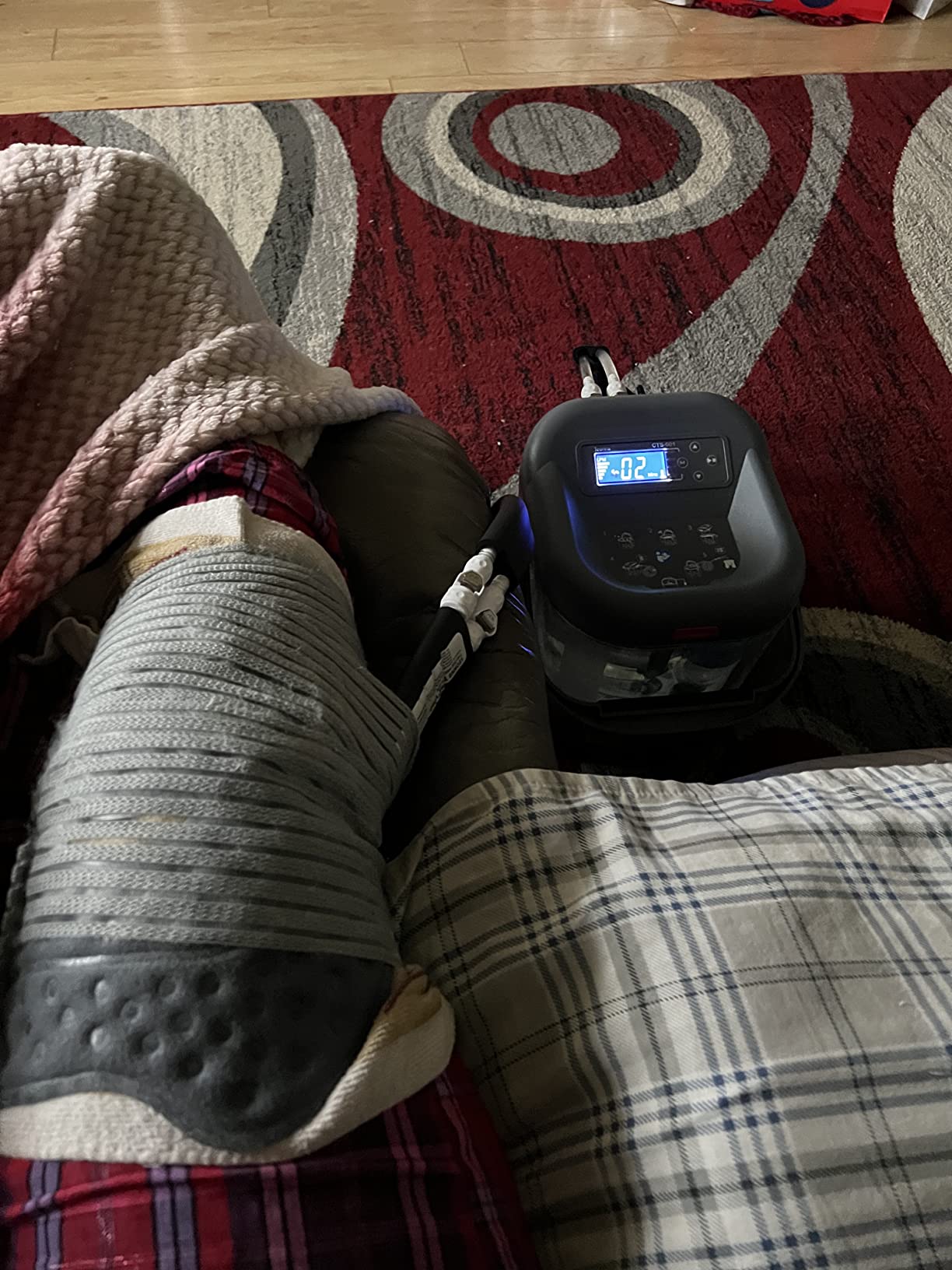 LEONNS Cold Therapy Machine for Knee, Shoulder, Back & Hip After Surgery - Cryotherapy Machine with Universal Pad for Use in Multiple Places (Ice Machine + Universal Pad) customer photo 2