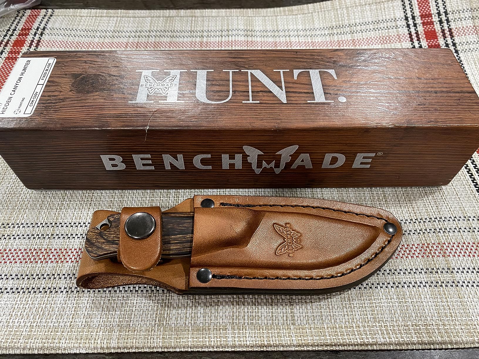 Benchmade Hidden Canyon Hunter 15017 Fixed Blade Hunting Knife with Wooden Handle customer photo 2