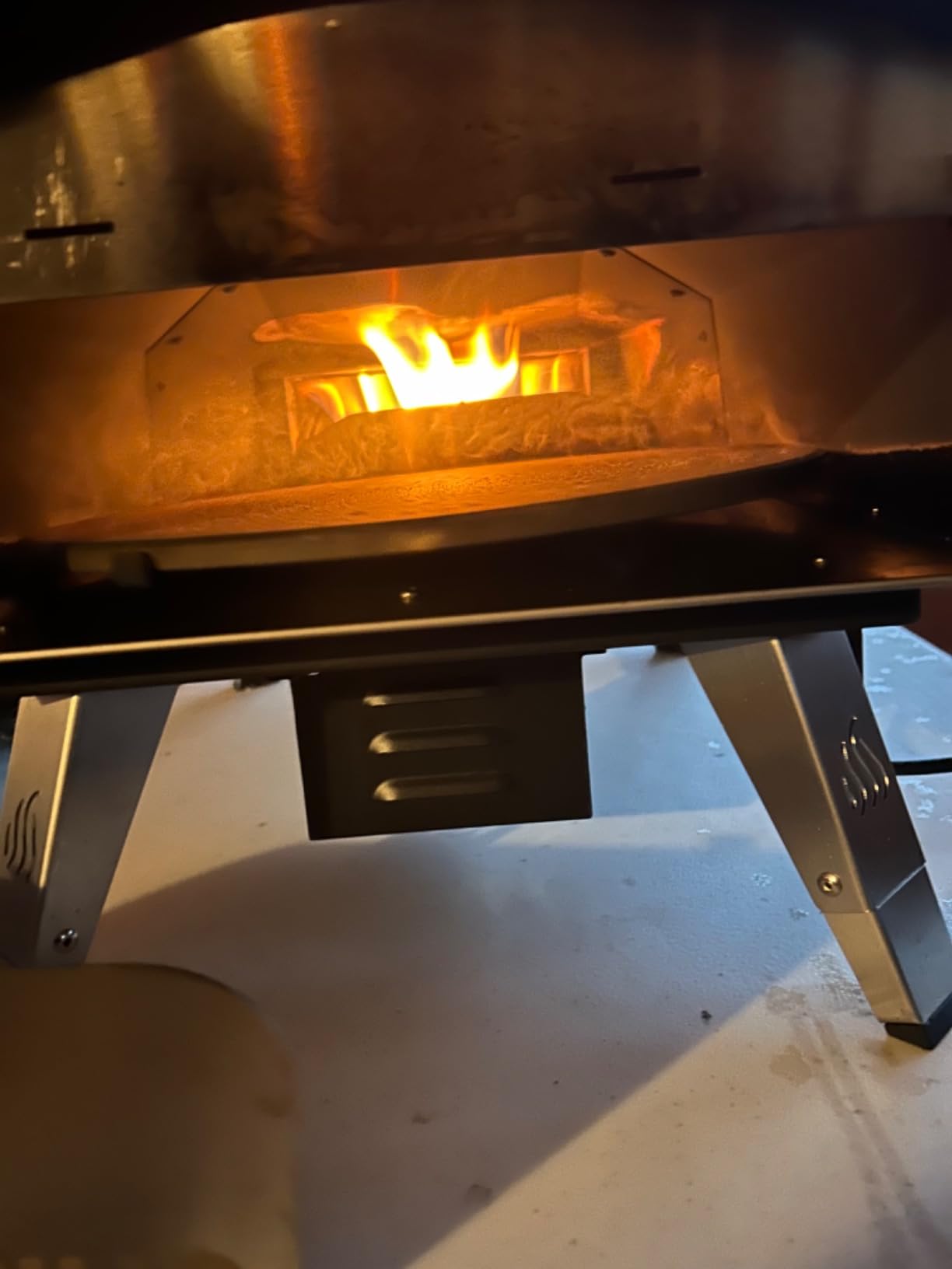 Mimiuo Outdoor Pizza Oven Wood Pellet Fired Pizza Stove with Automatic Rotating Stone, Heavy Duty Pizza Stove for Backyard Camping, Bakes Pizza in 60 Seconds, Includes Pizza Stone, Peel & Cover customer photo 2